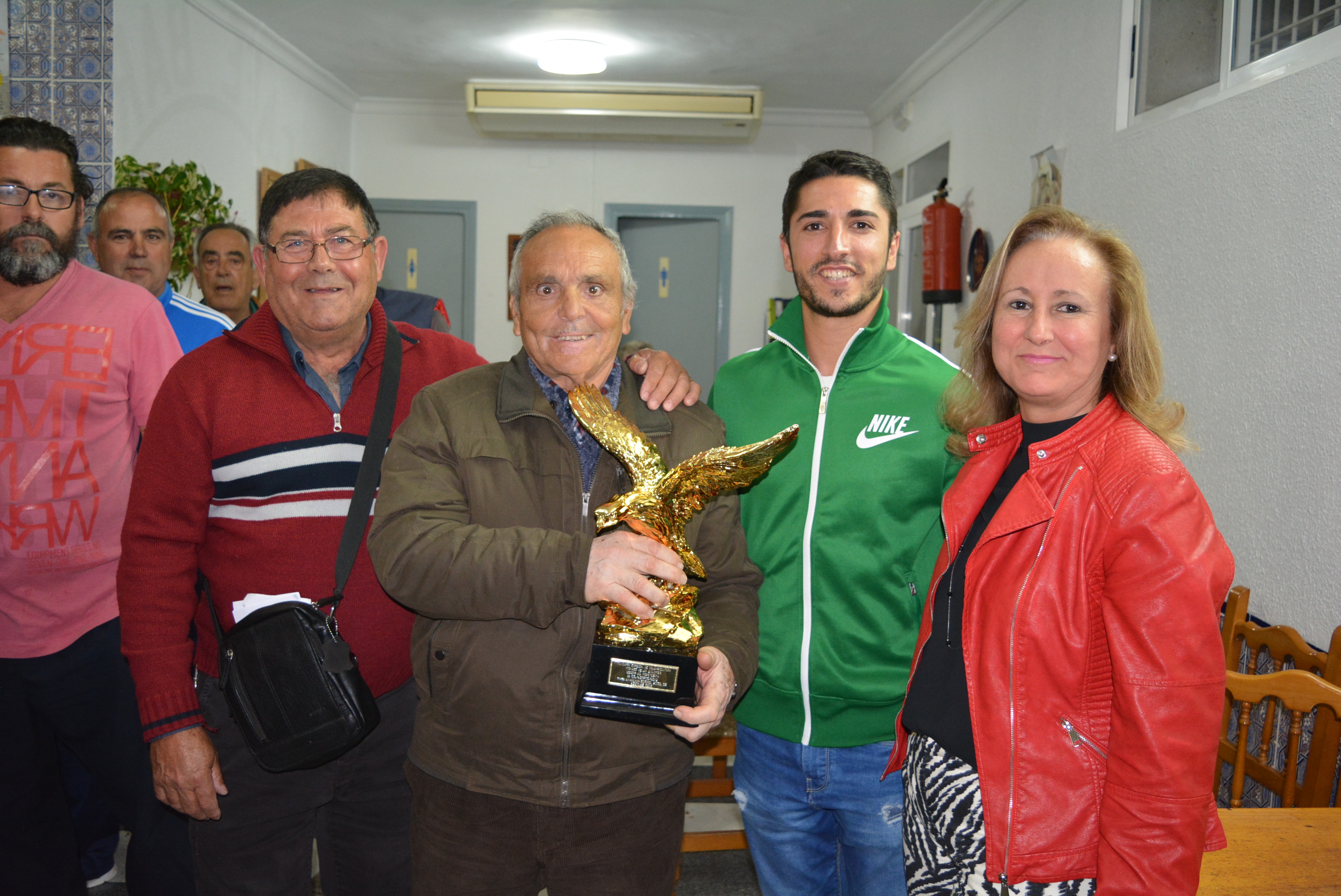 Aficionados a la colombicultura se dan cita en Águilas