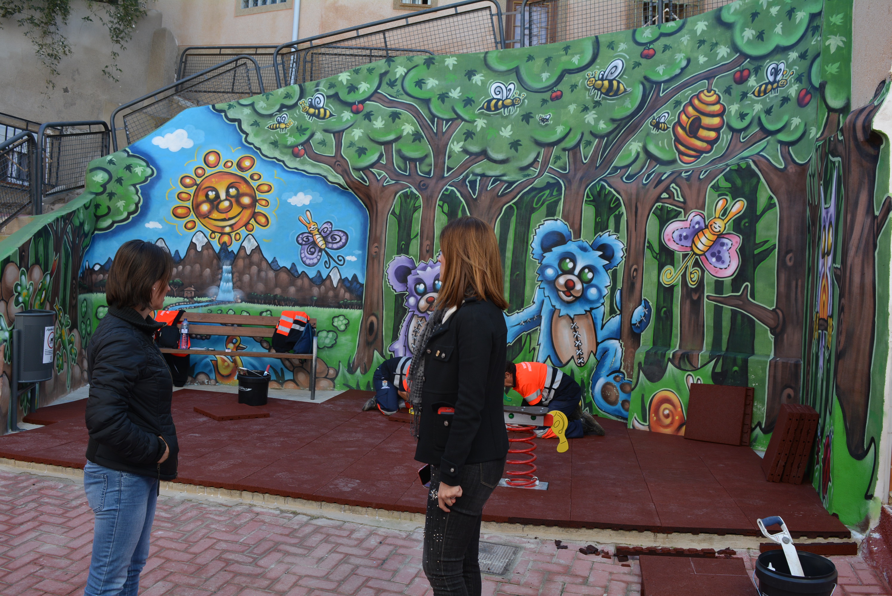 La edil Isabel Fernández ha dado a conocer las próximas actuaciones incluidas en el Plan de Mejora de Parques y Plazas 
