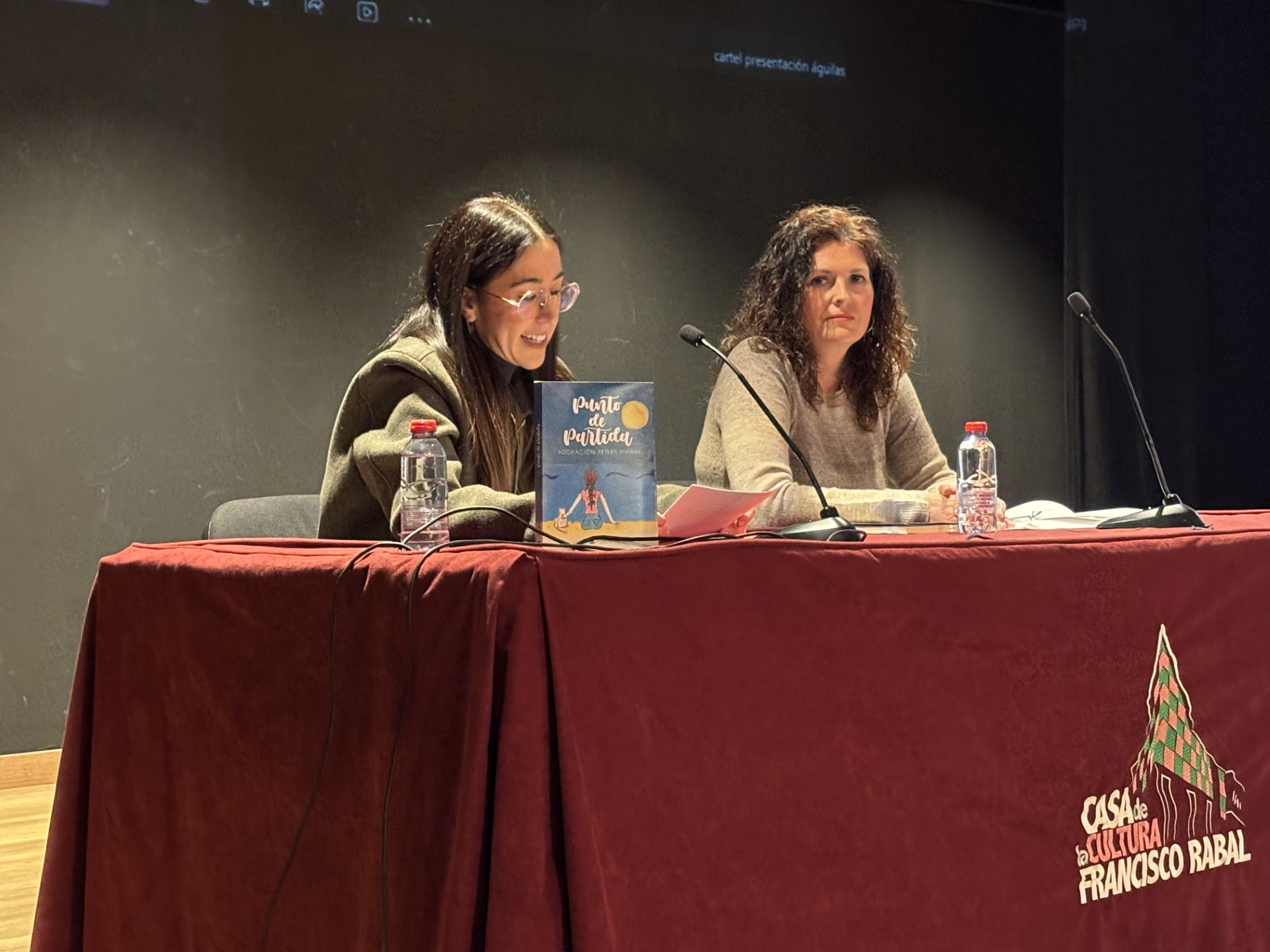 Adoración Peñas presenta la novela “Punto de partida”