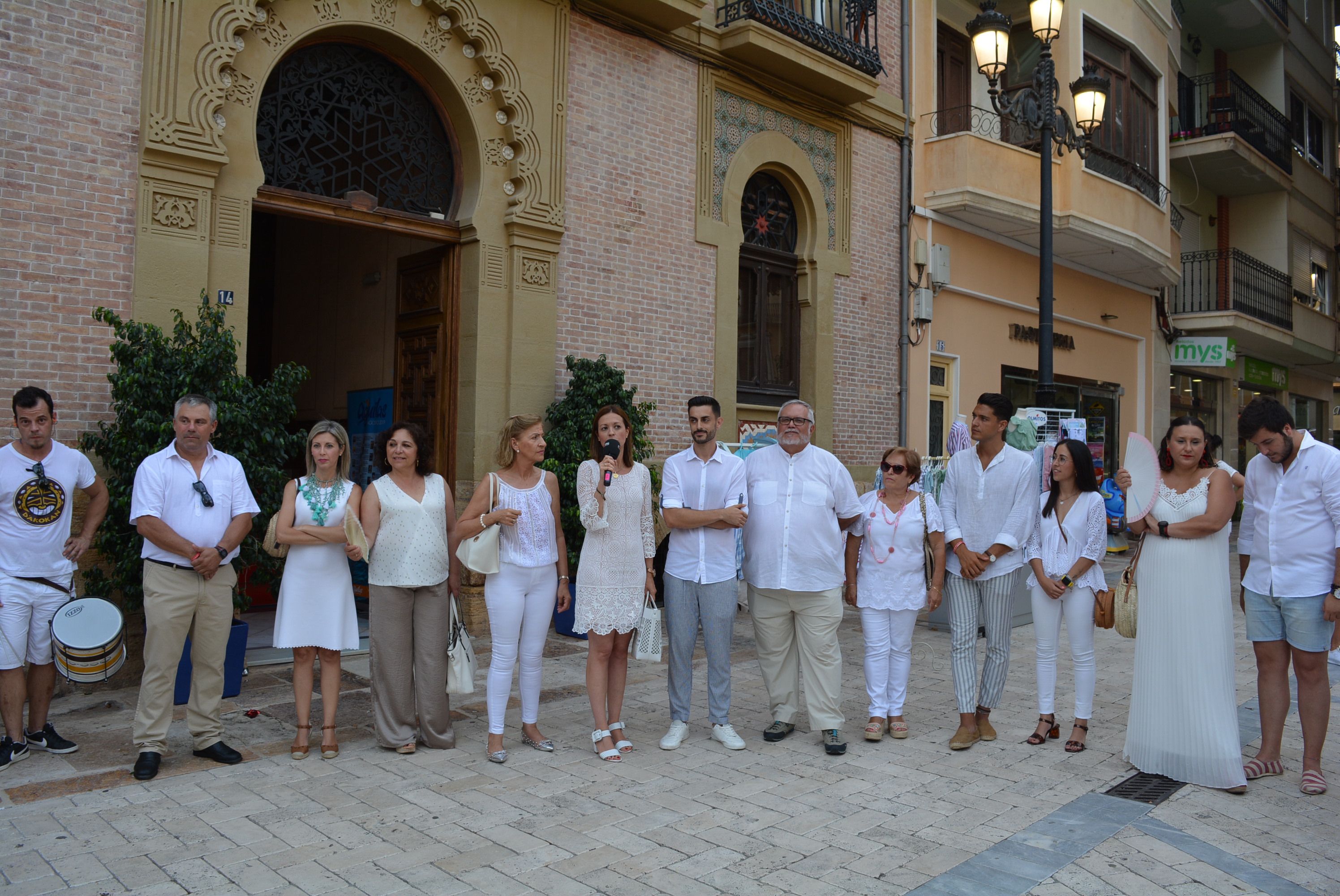 Exitosa Noche Blanca del comercio local