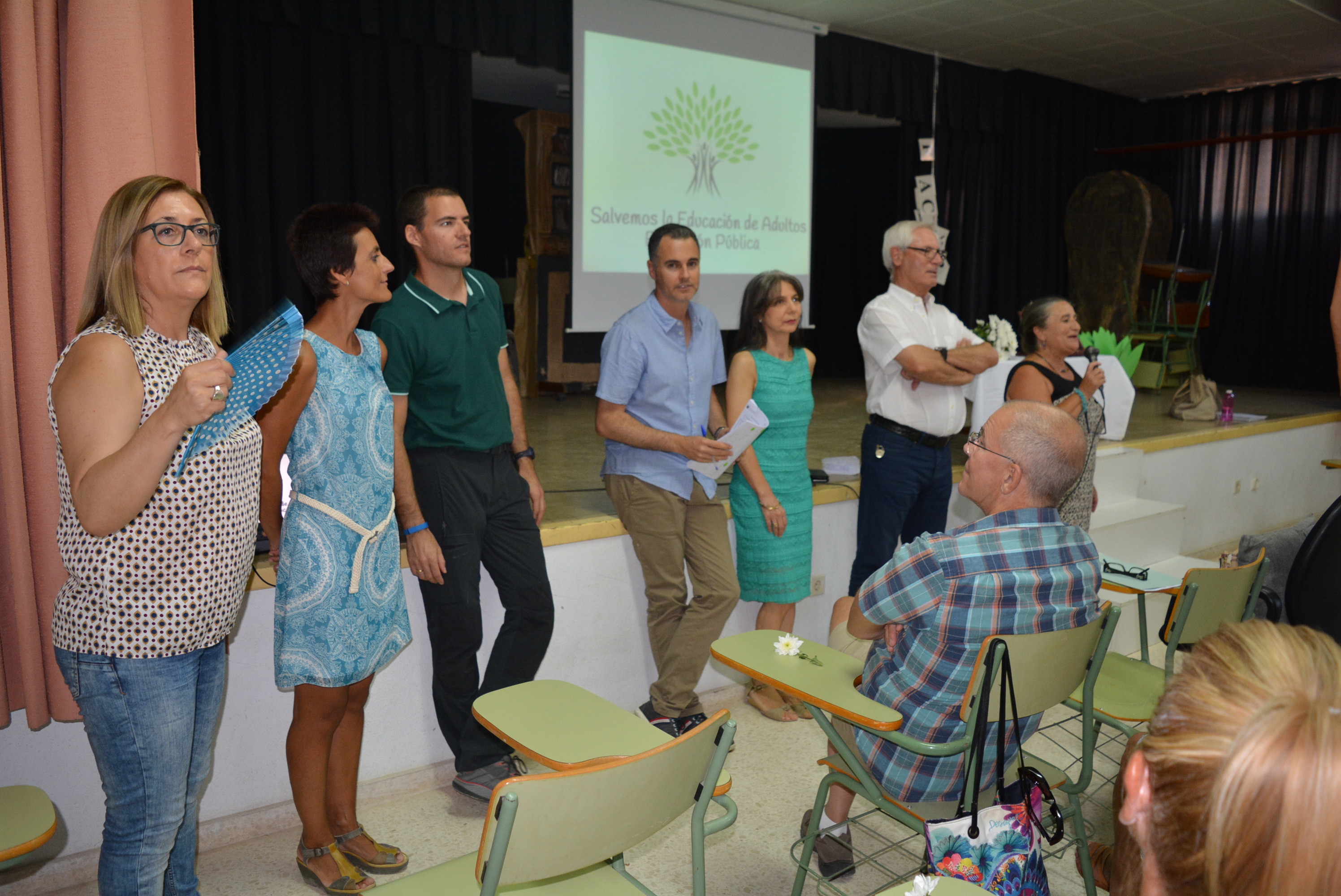 El edil de Educación inaugura el curso de Educación para Adultos