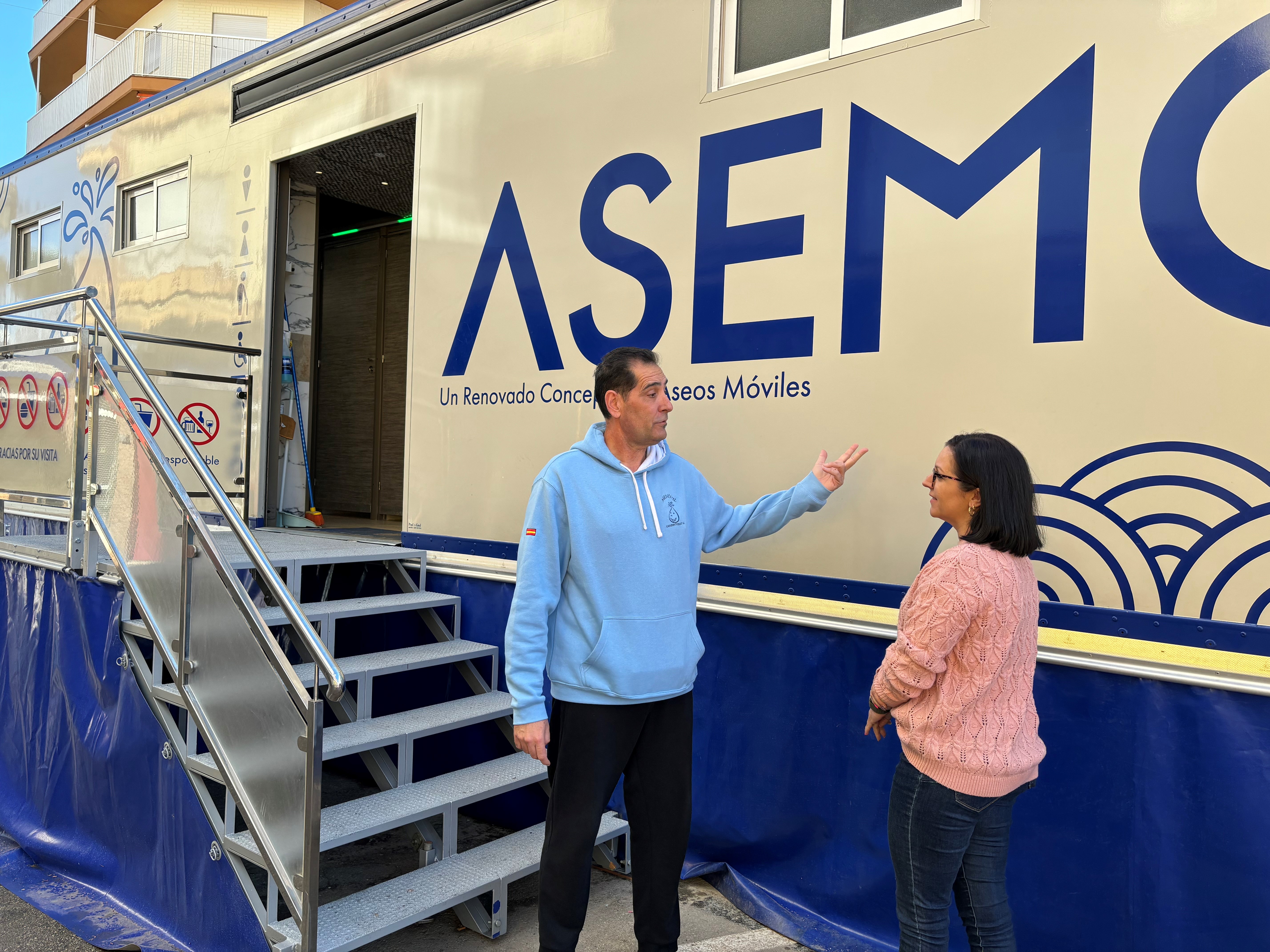 El Carnaval cuenta este año con un nuevo servicio de aseos móviles