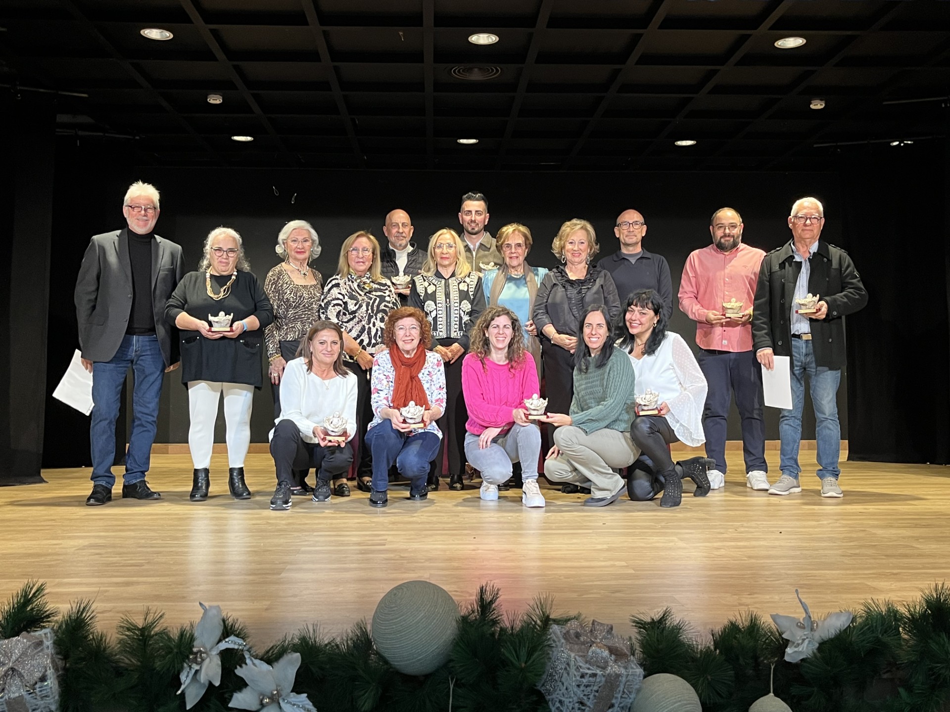 La Asociación de Amas de Casa hace entrega de los premios de su concurso de Belenes