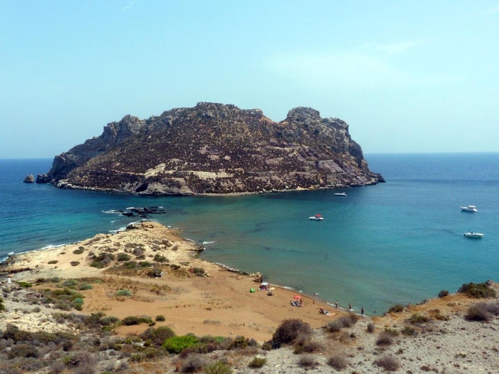 El Gobierno de España, a través de la Demarcación de Costas del Estado, ejecutará el proyecto de construcción de las escaleras de acceso a la Playa Amarilla