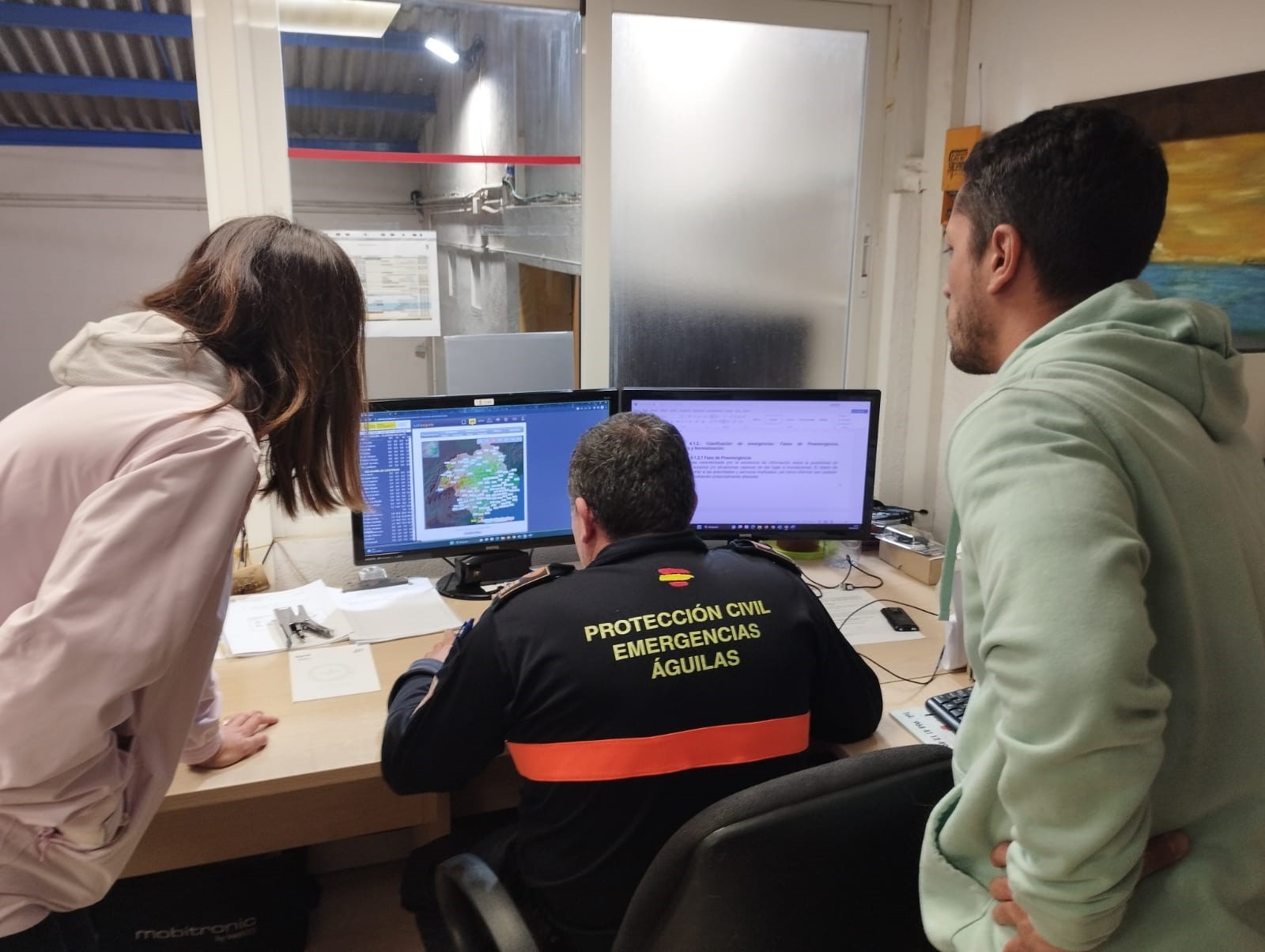 La carretera del Cocón continúa cortada entre los puntos kilométricos 0,7 y 0,8