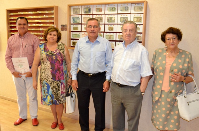 La Residencia San Francisco acoge una exposición permanente de monedas y billetes  