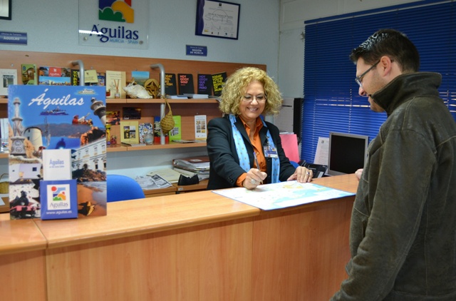 Más de 30.500 personas fueron atendidas el pasado año en la Oficina de Turismo de Águilas 