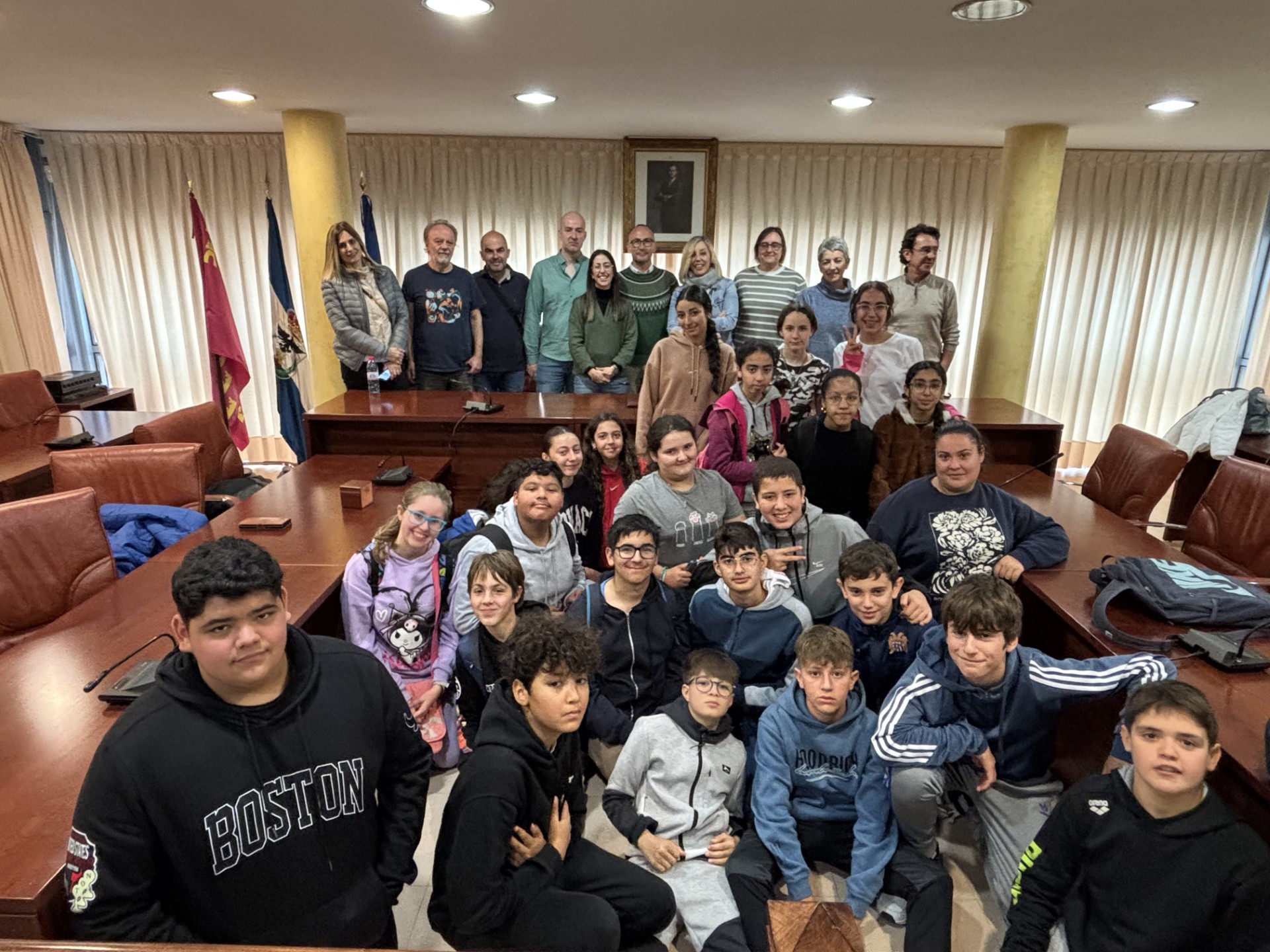 Docentes griegos participan en una experiencia formativa en el IES Carlos III