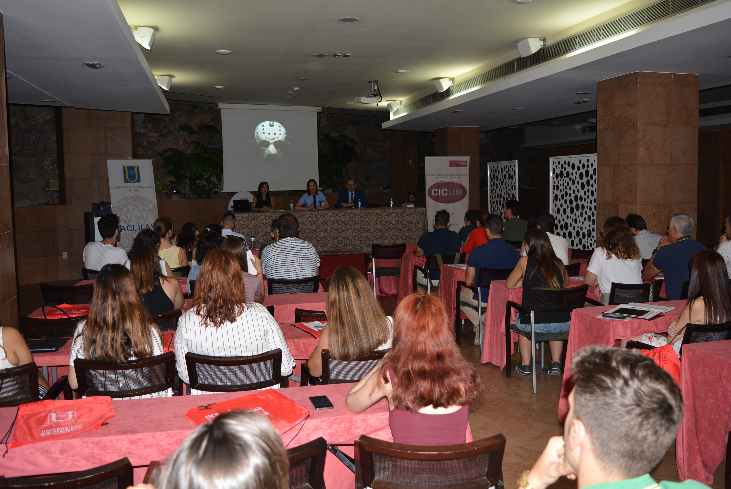 Águilas acoge un nuevo curso de la Universidad Internacional del Mar