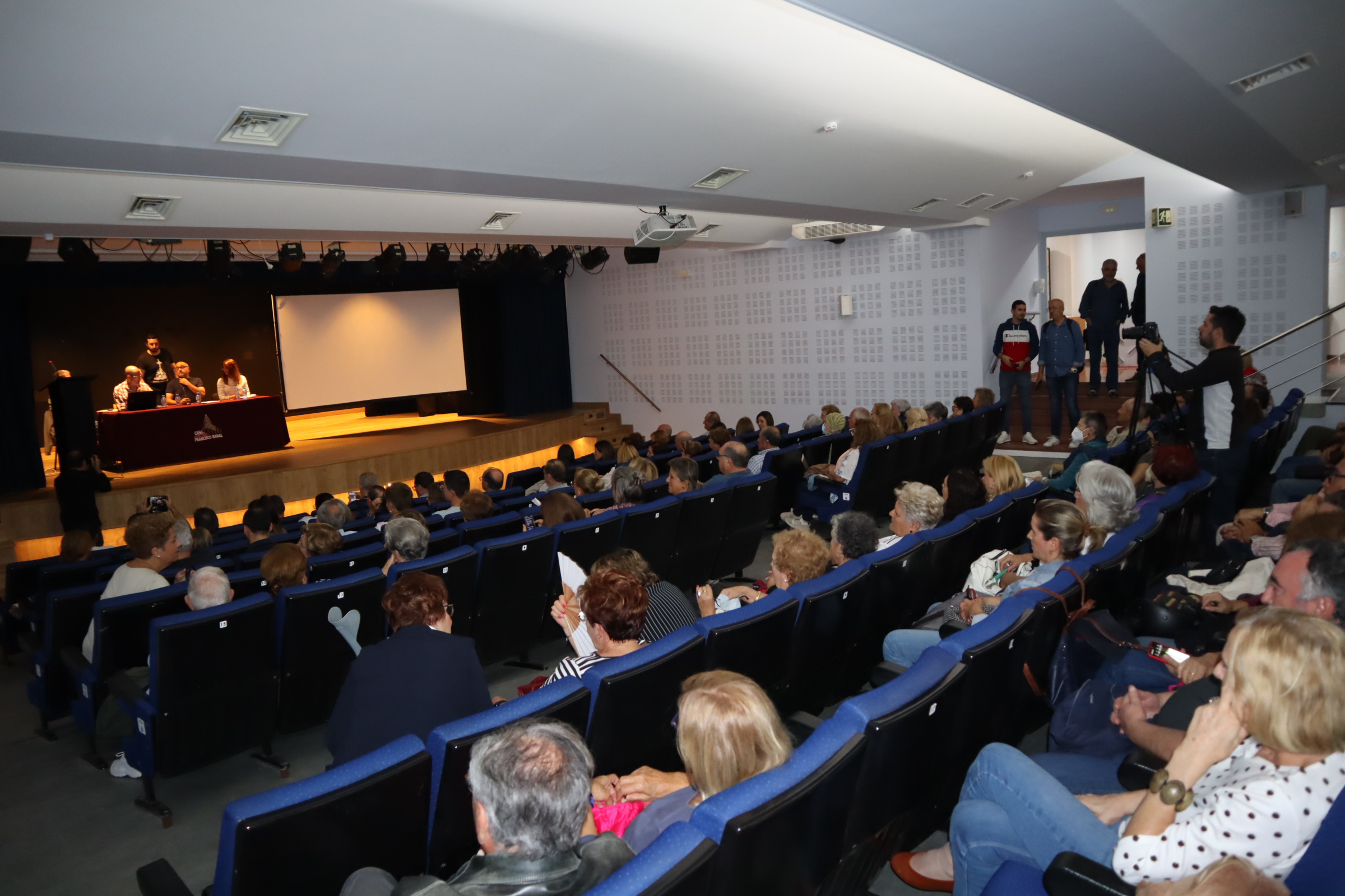 La ciudadanía aguileña muestra su apoyo a la Plataforma en Defensa de la Sanidad Pública- Área III