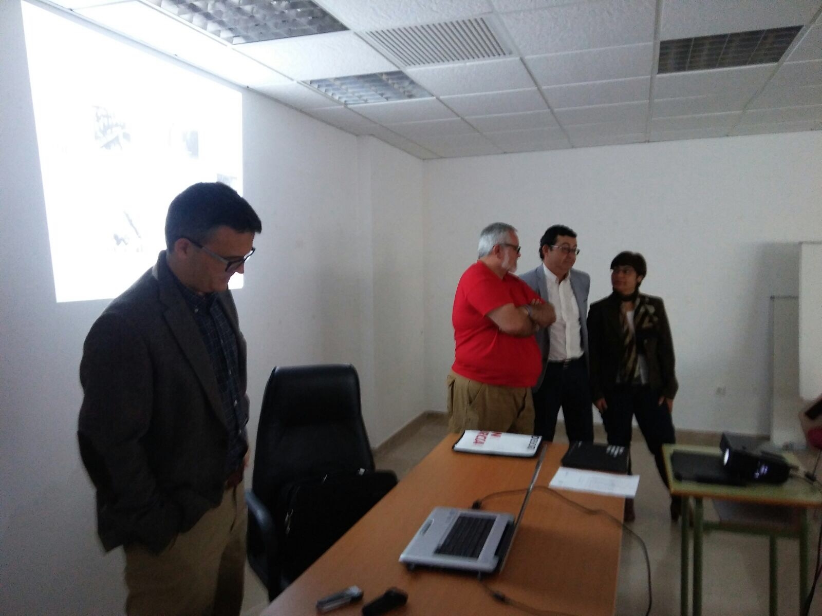 Una veintena de emprendedores participa en la Jornada “De la idea al negocio”