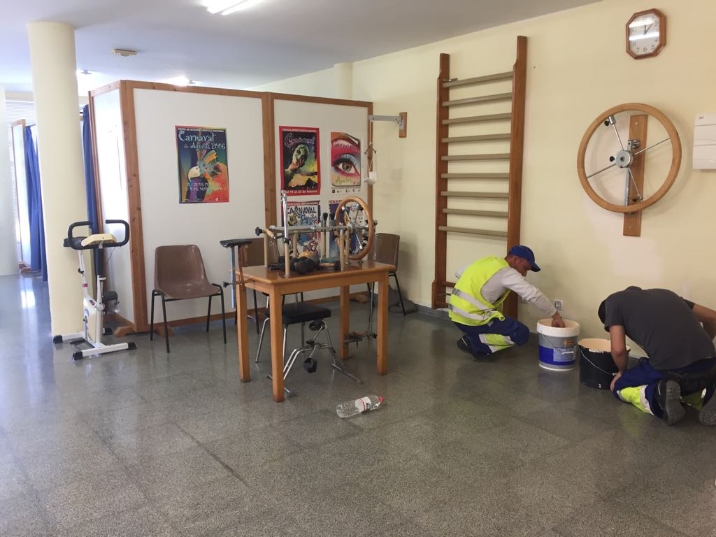 Continúan los trabajos de acondicionamiento y mejora del Centro Municipal de la Tercera Edad