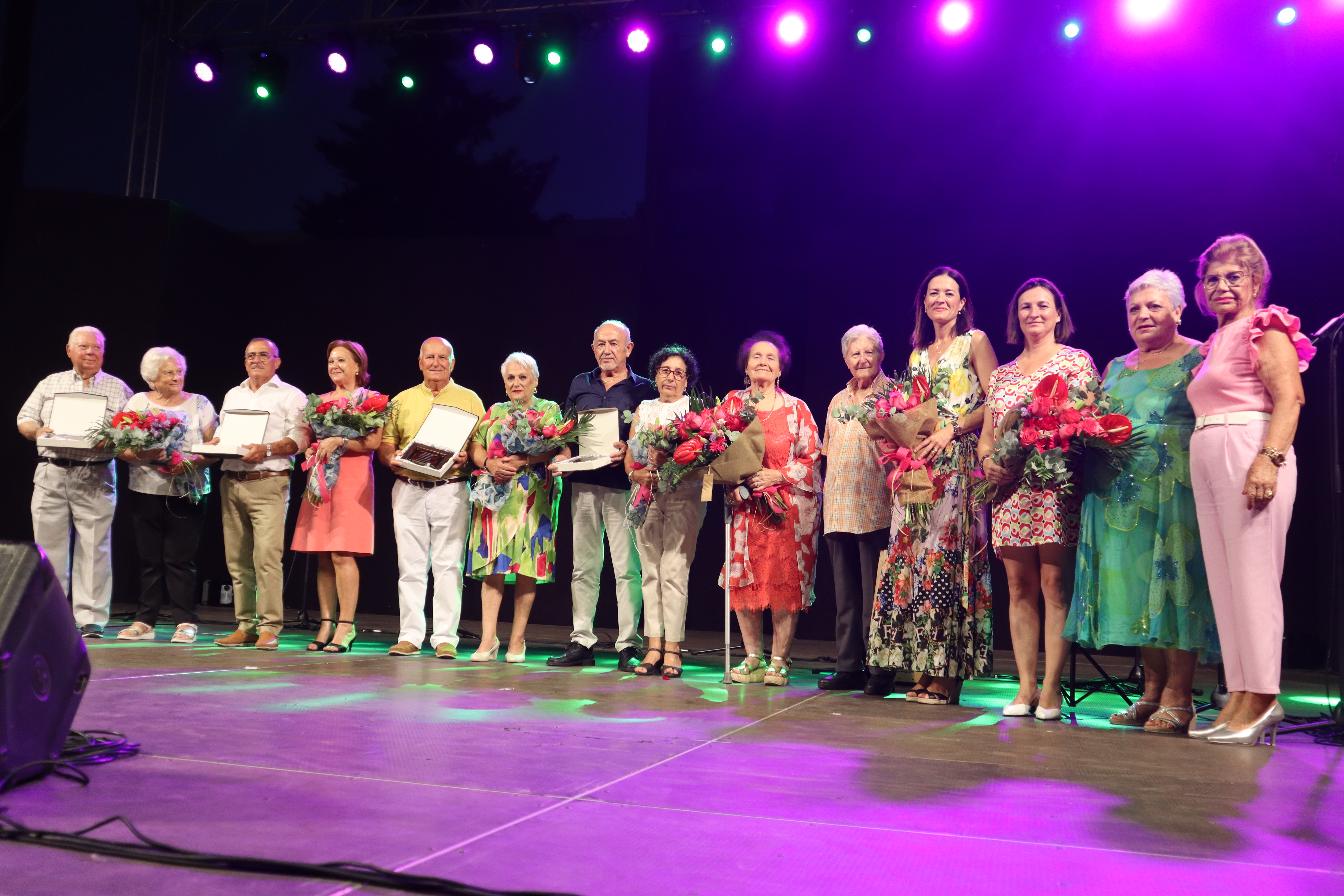 La Gala de Oro rinde homenaje a los mayores de Águilas