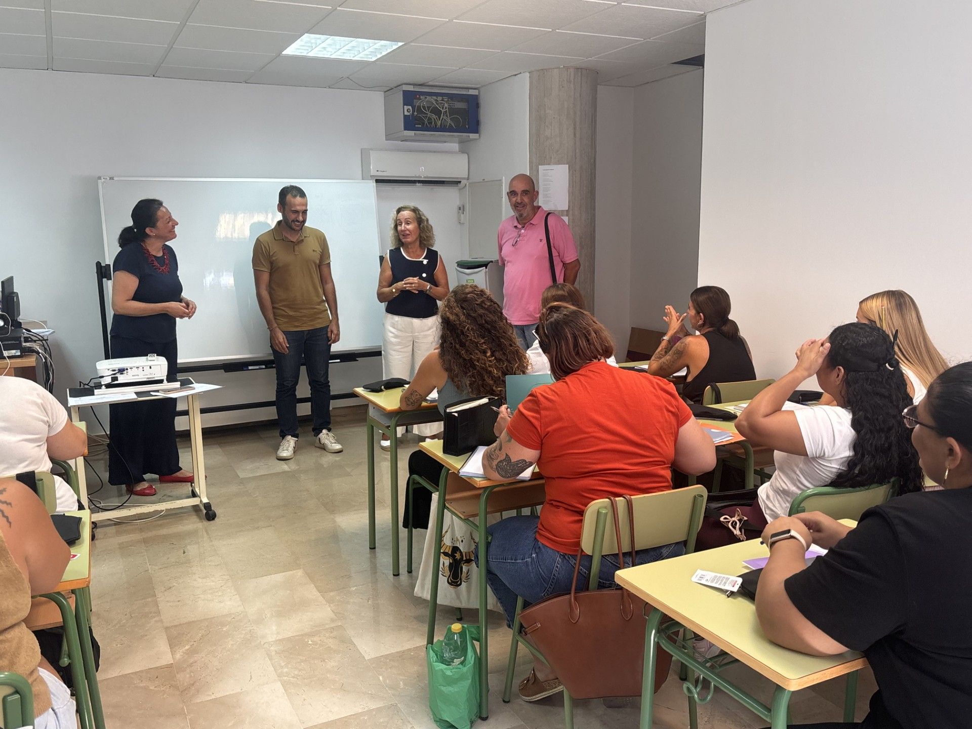 El Ayuntamiento de Águilas inicia un nuevo certificado profesional de Atención sociosanitaria