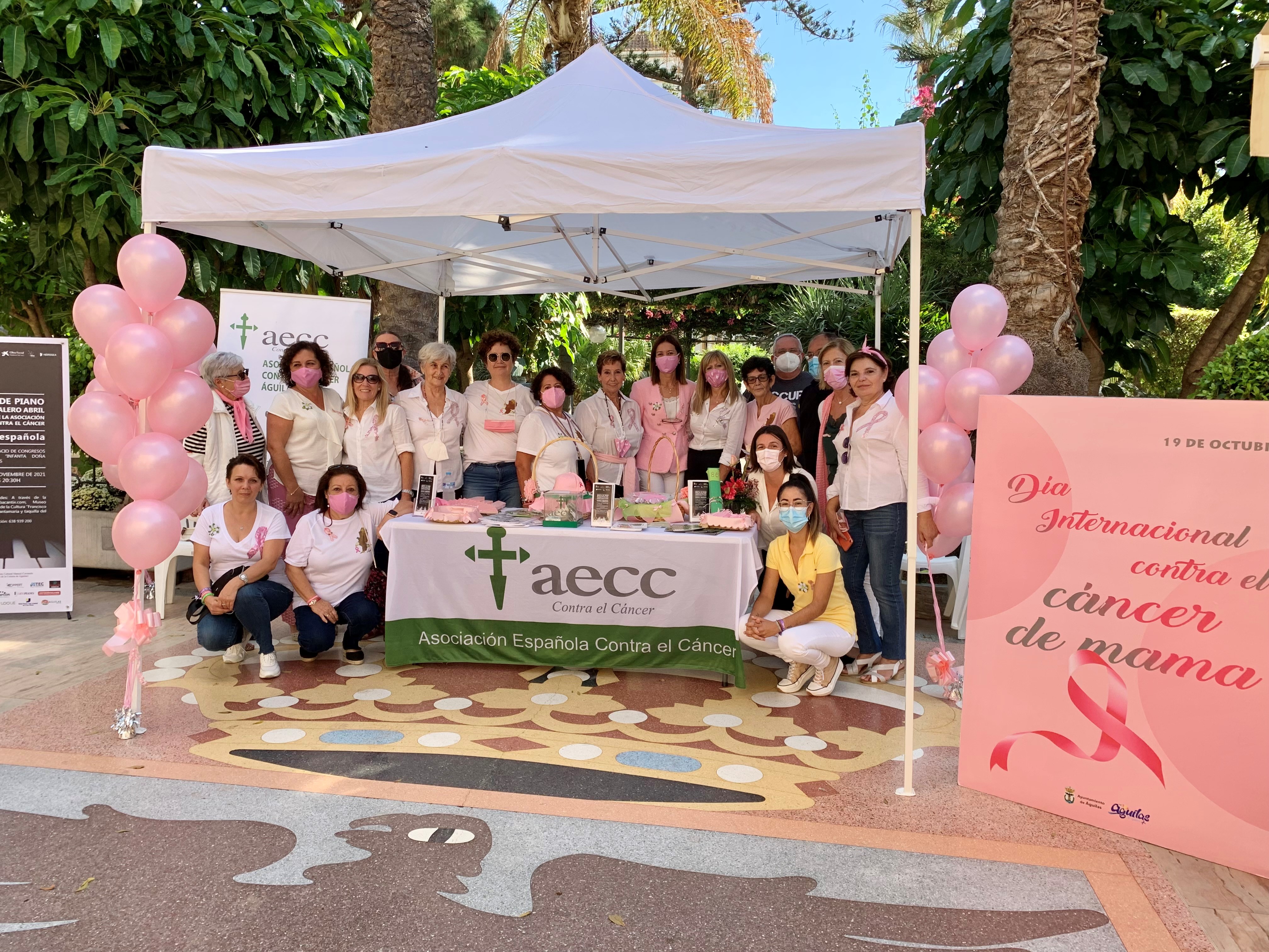 Águilas “saca pecho” con motivo del Día Mundial Contra el Cáncer de Mama