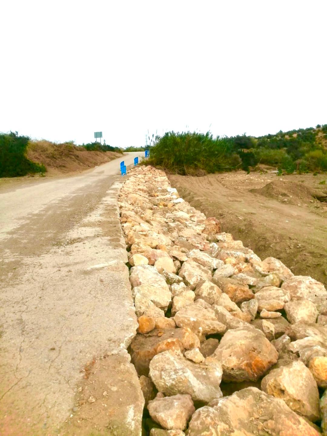El viernes, 9 de abril, estará cortado el tráfico en el camino Huerto del Abad por obras de encementado