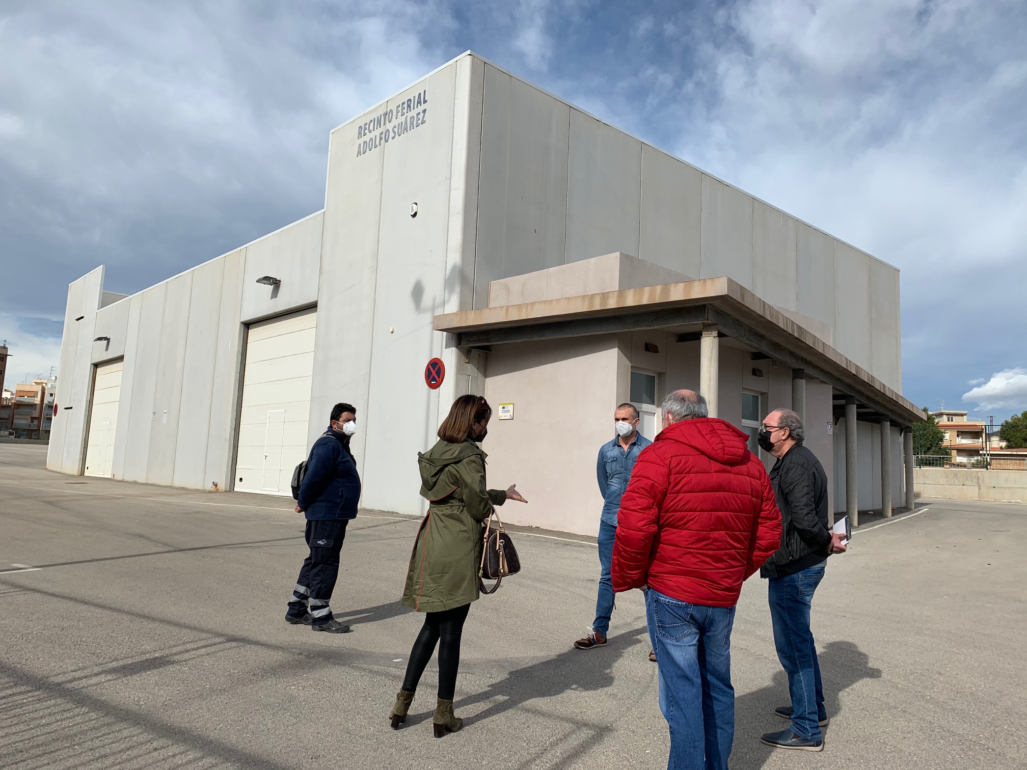 Técnicos del Área III de Salud se reúnen con la alcaldesa en el Recinto Ferial para ultimar su acondicionamiento como Centro de realización de pruebas PCR