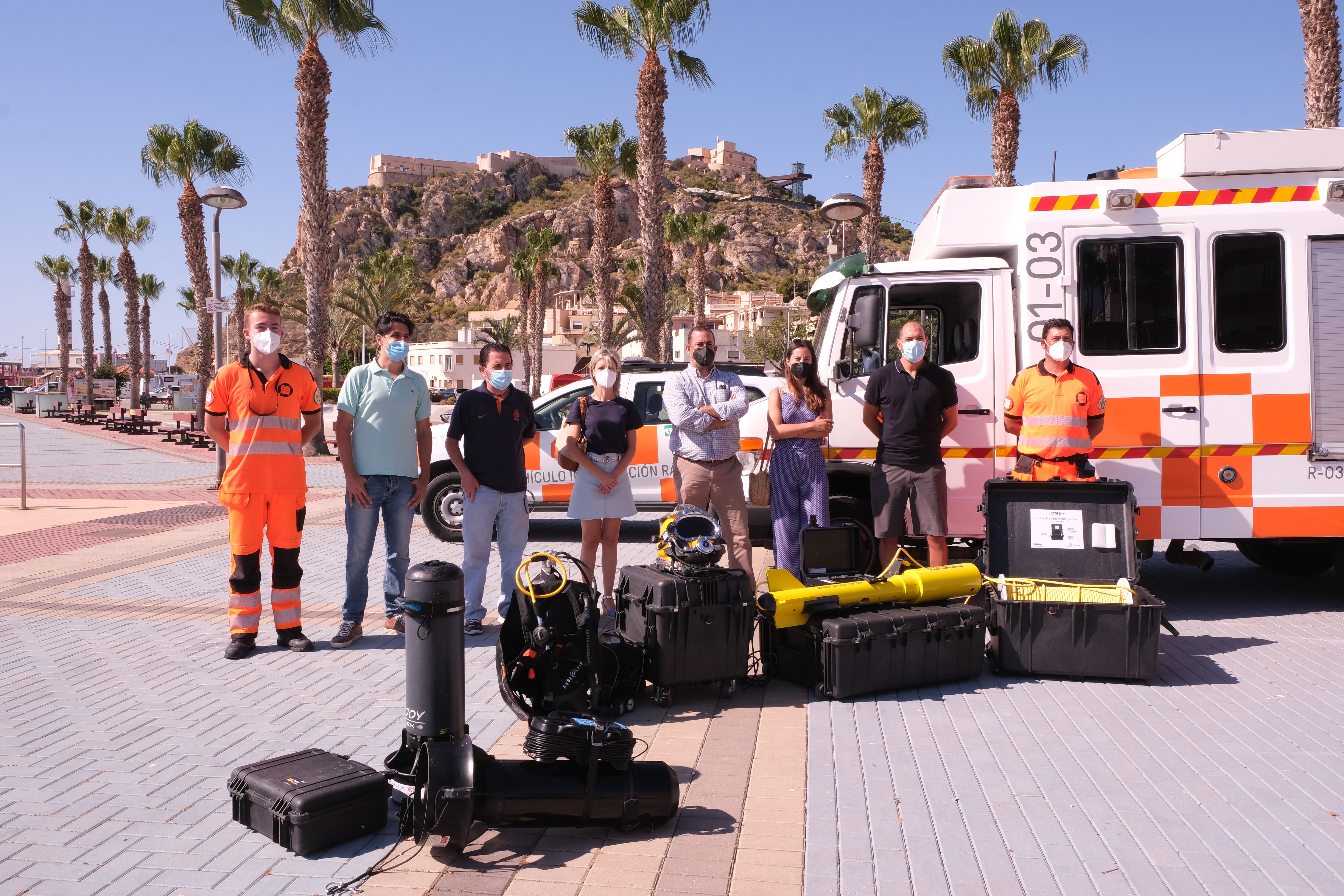 El IBEAM y la empresa OSS firman un convenio mediante el cual realizarán una prospección subacuática intensiva en la Isla del Fraile 