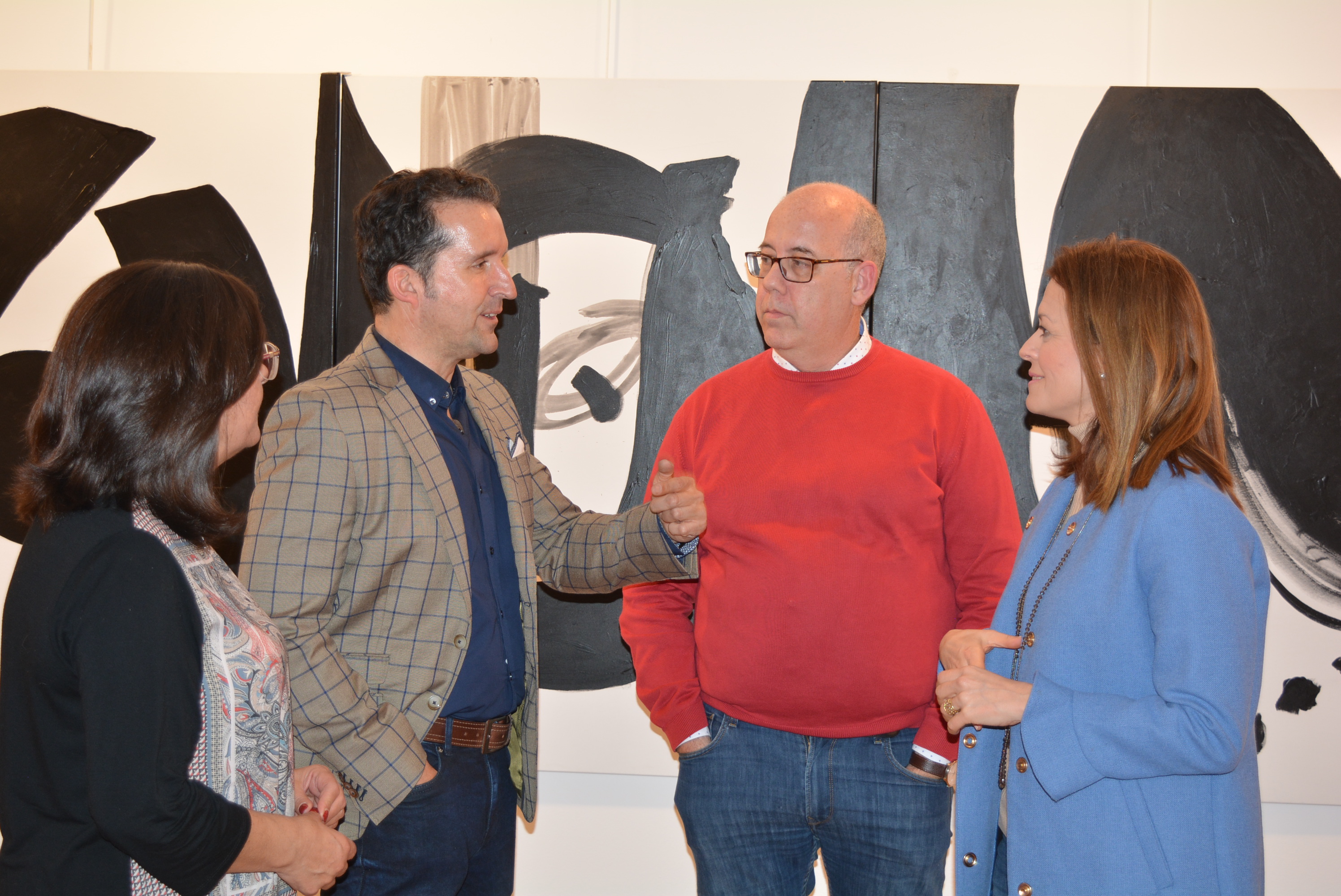 Álvaro Peña expone en Águilas “El largo viaje del mensajero”