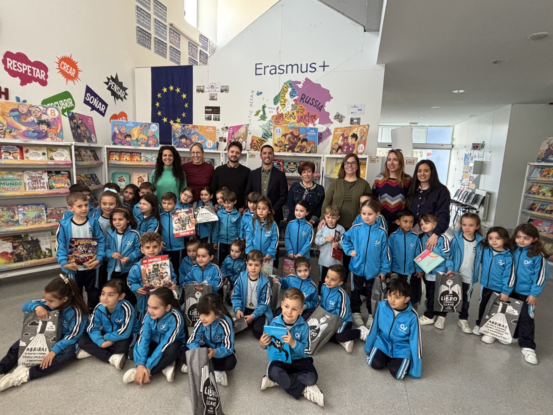 Fomento de la lectura en el CEIP Carlos V con la primera “Feria del libro en el cole”