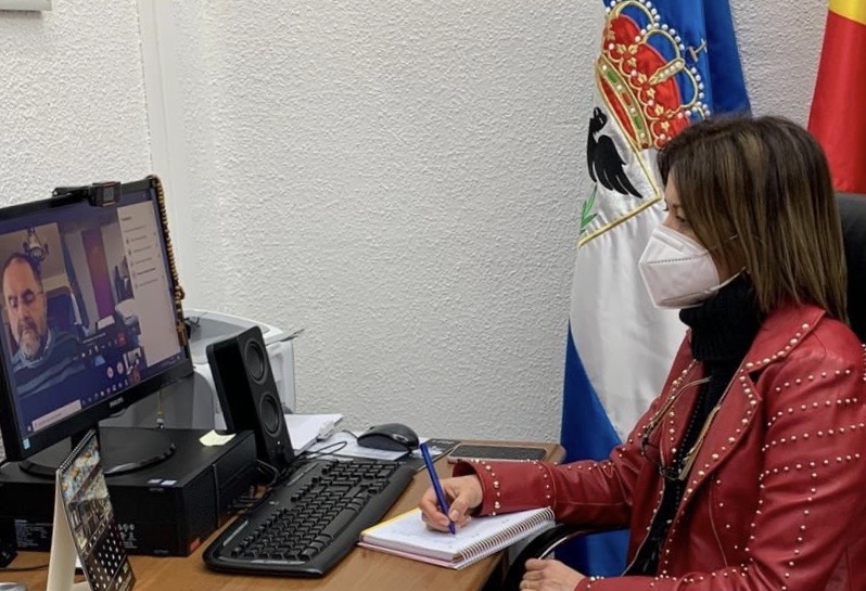 La alcaldesa muestra su preocupación ante la saturación del Hospital Rafael Méndez por el aumento de contagios COVID