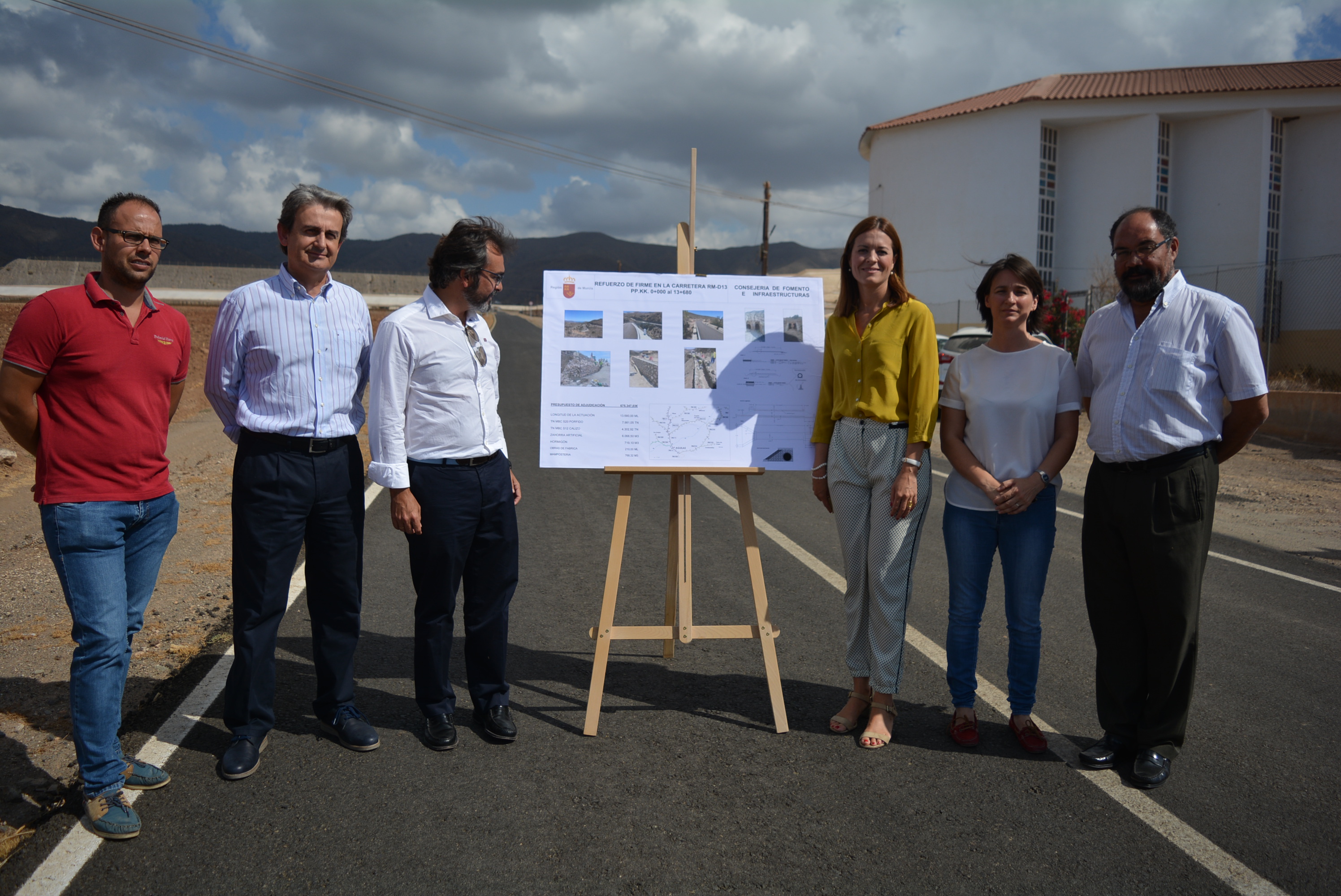 La alcaldesa traslada al consejero de Fomento diferentes asuntos de interés para la localidad