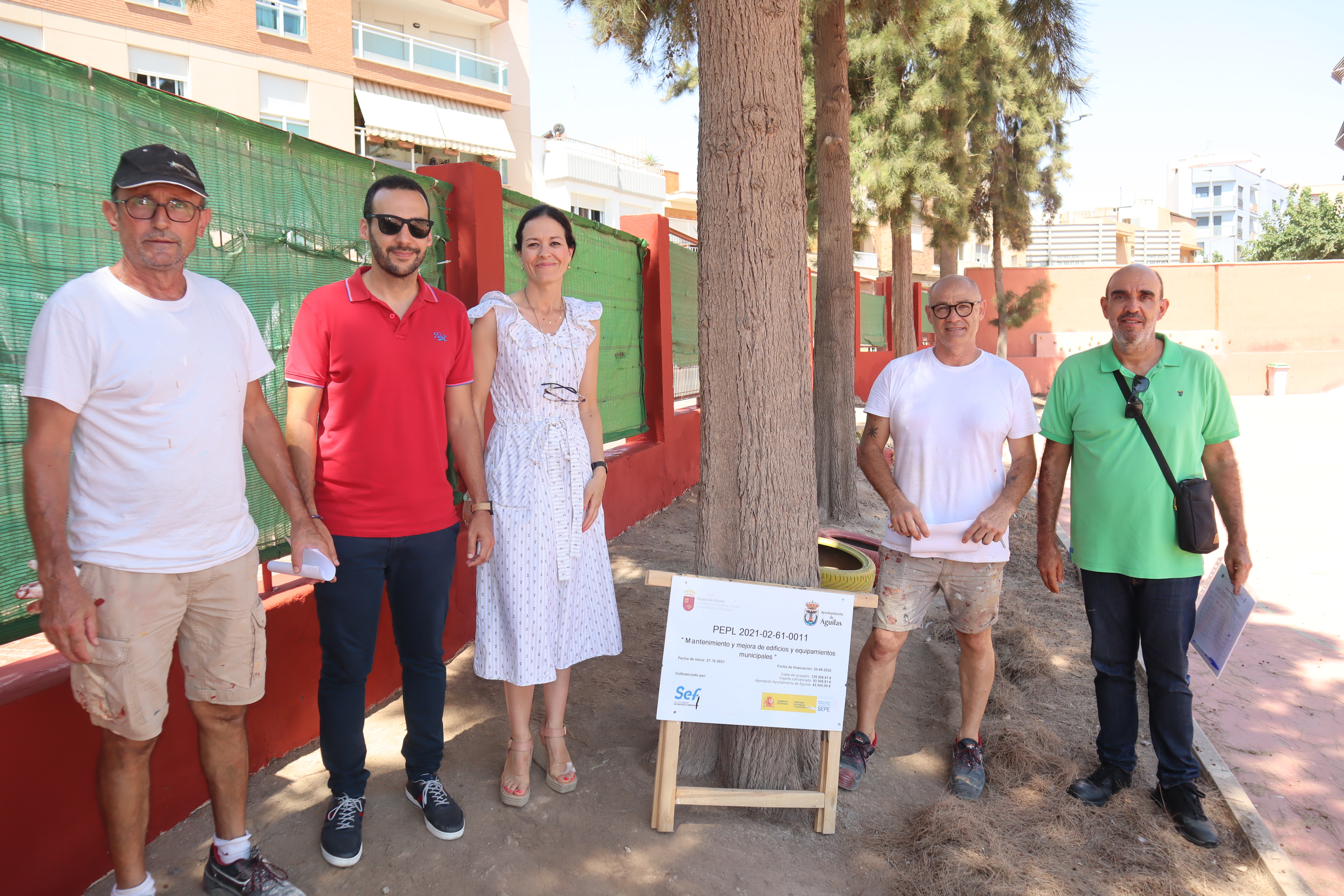 Los participantes en los Programas de Empleo Público Local llevan a cabo numerosas actuaciones de mejora en la localidad