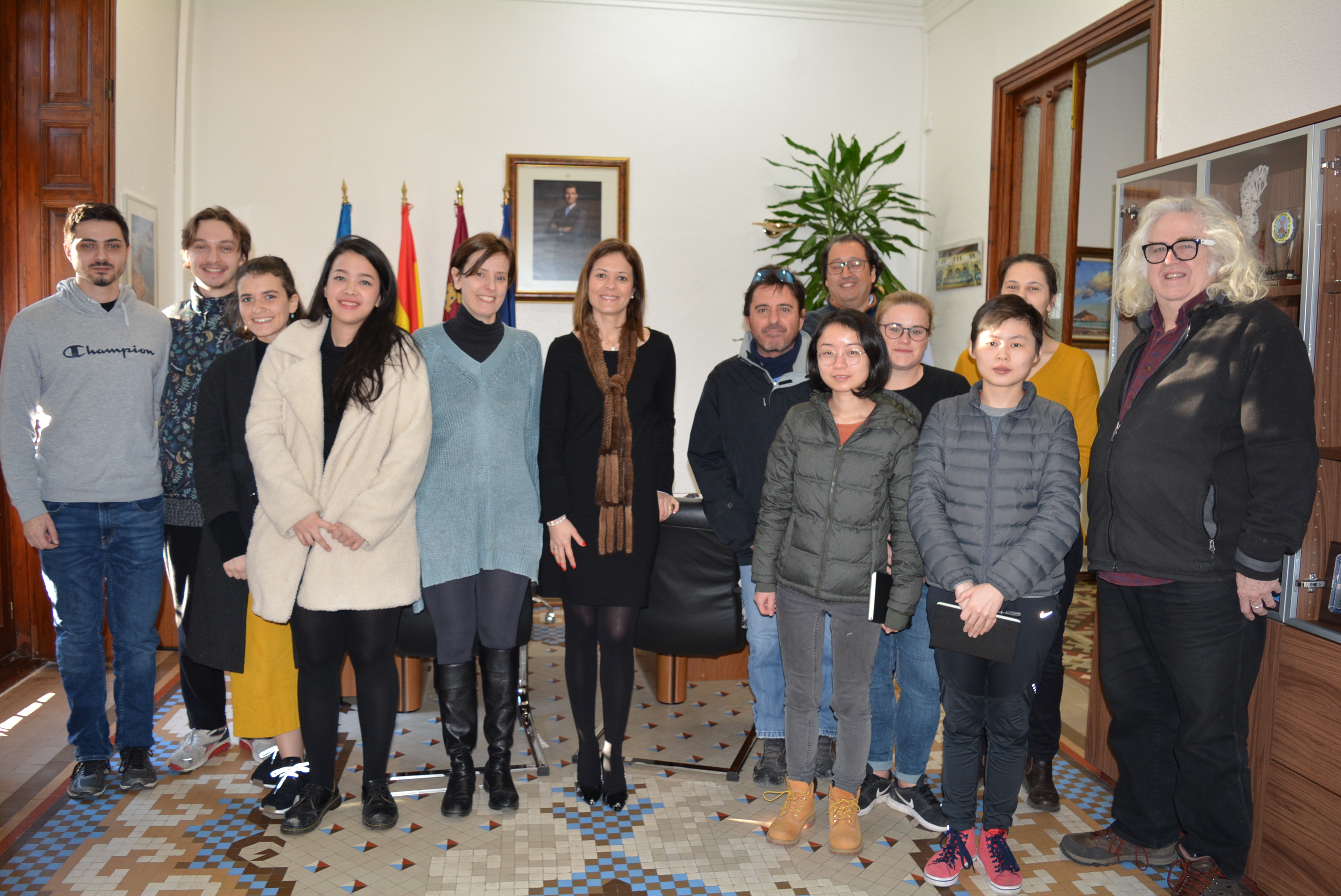 Alumnos de arquitectura de la Universidad de Cardiff realizan en Águilas su proyecto fin de carrera