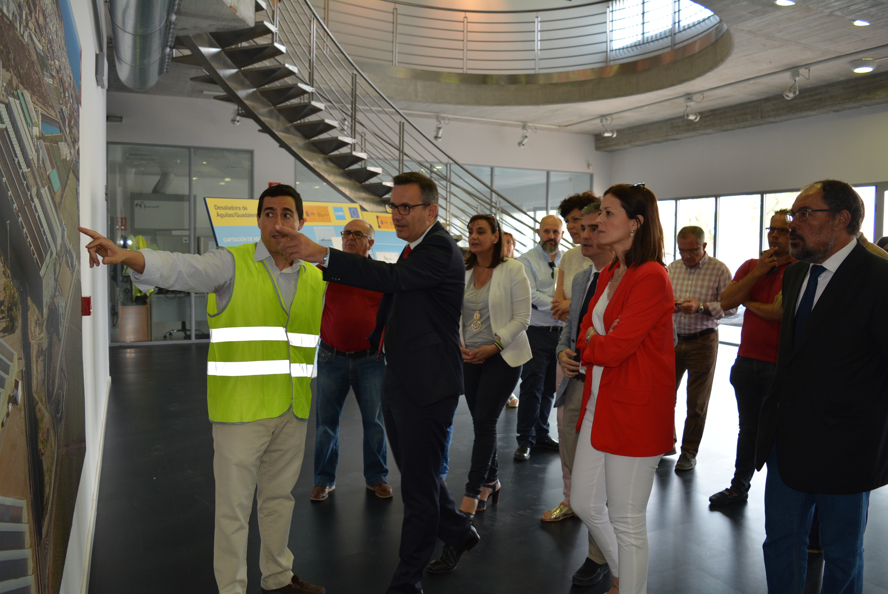 Moreno asegura que pese a la avería en la desaladora el agua para suministro y regantes en Águilas está garantizada