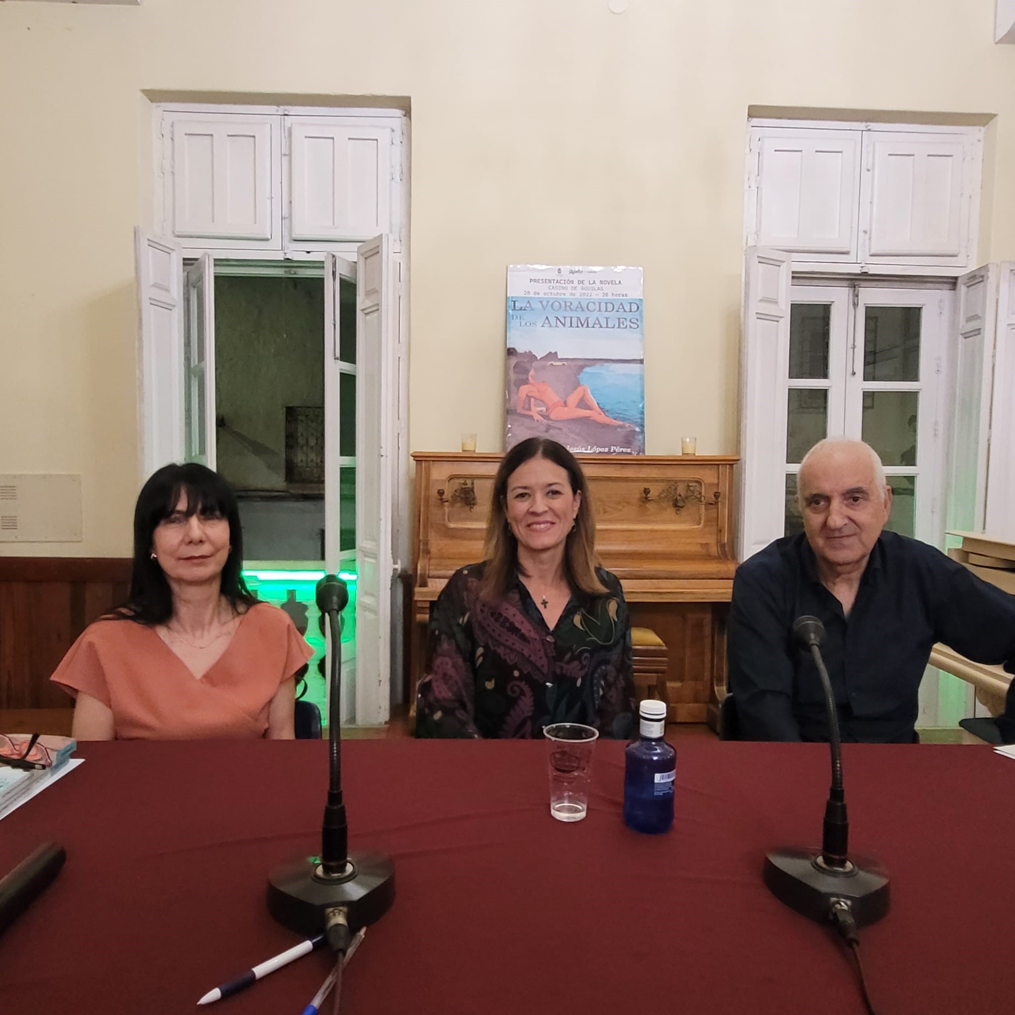 Jesús López presenta en Águilas “La voracidad de los animales”