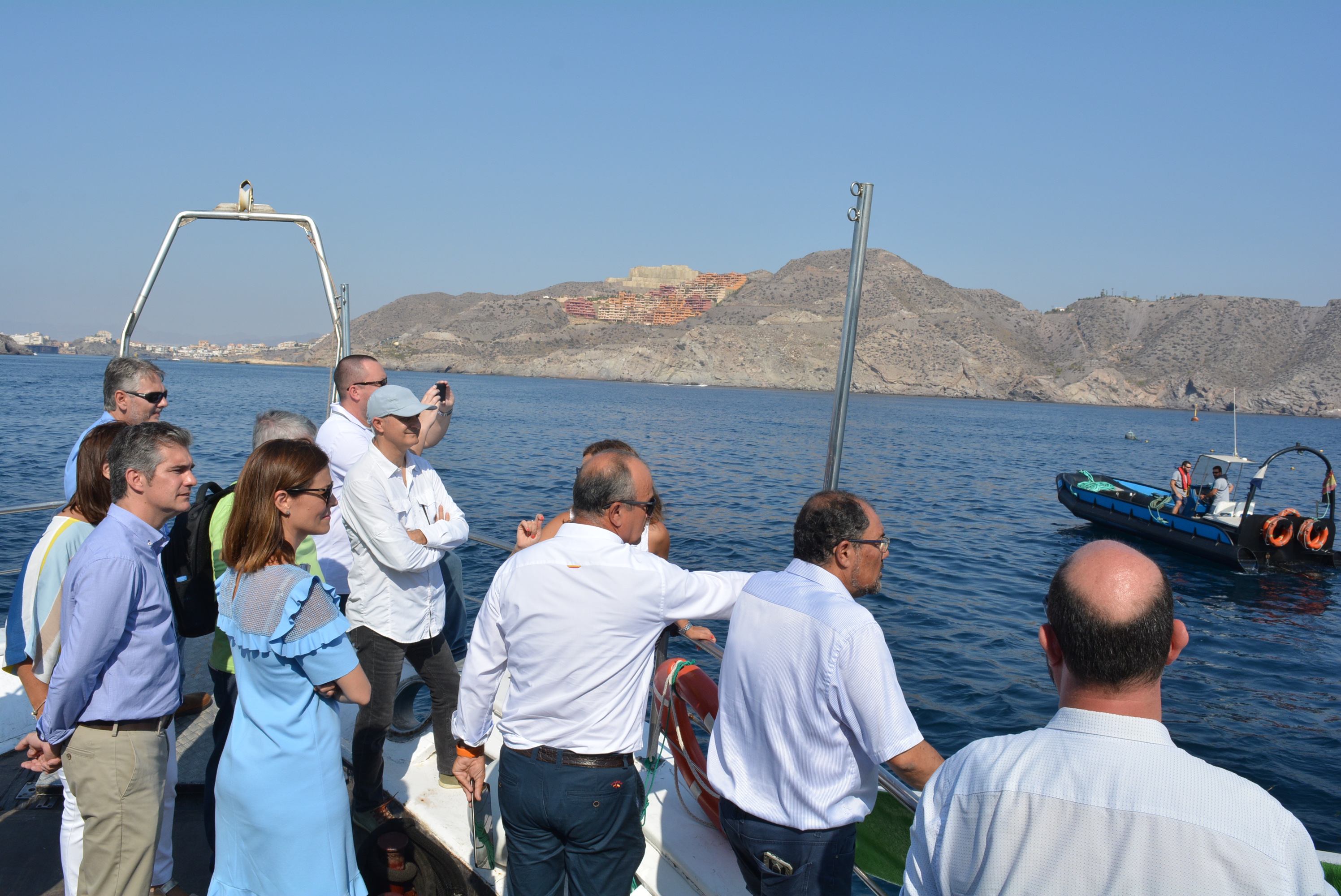 Una delegación brasileña se interesa por los avances de las piscifactorías murcianas