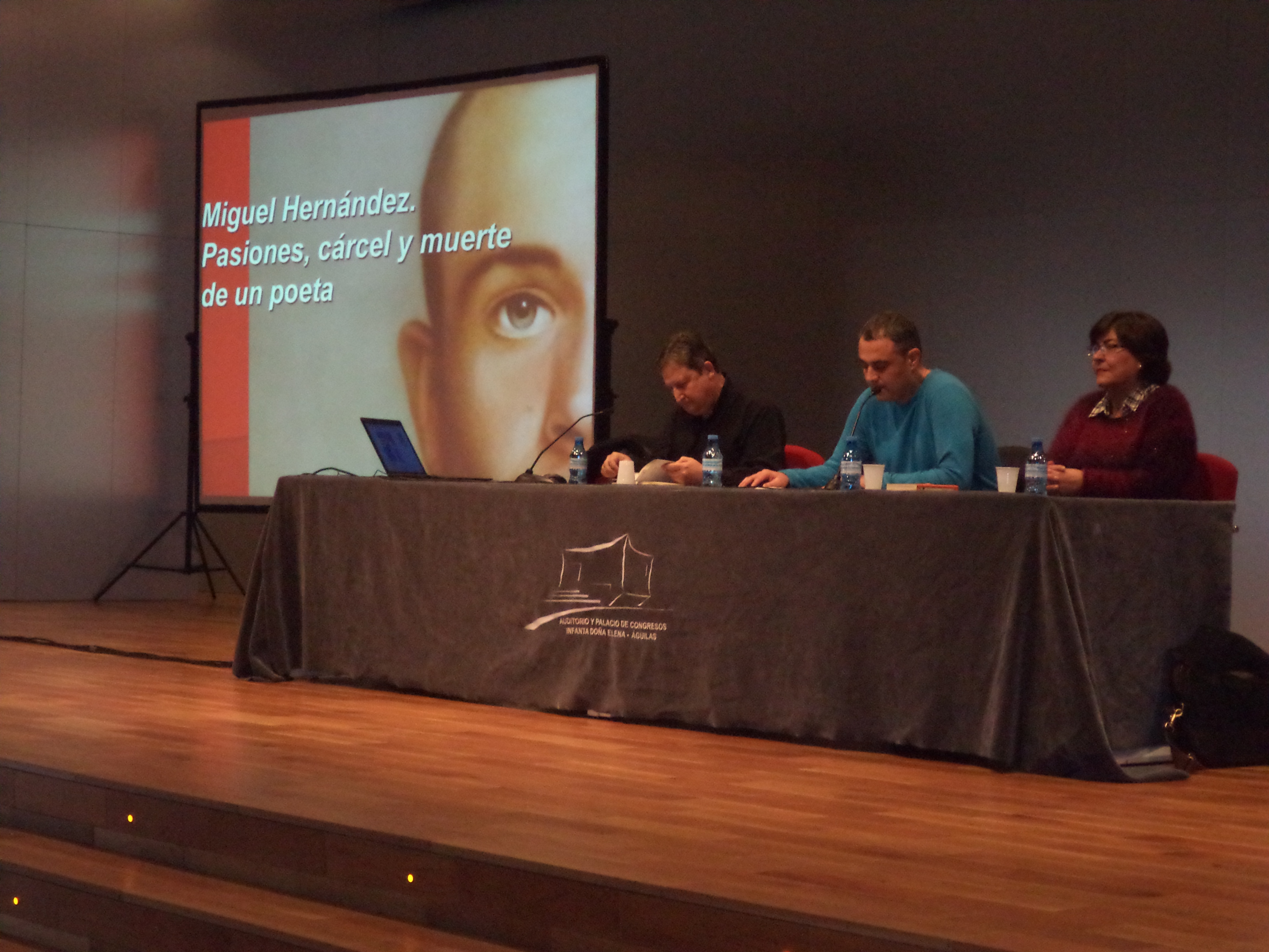 El Auditorio acoge una conferencia sobre Miguel Hernández