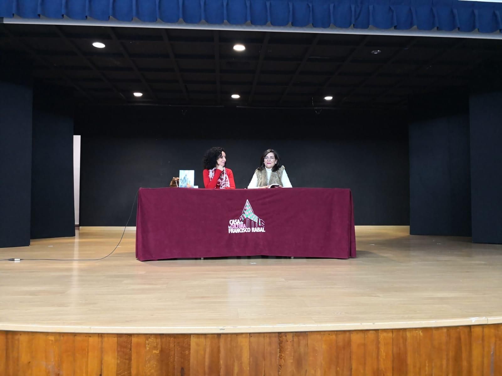 María Encarna Reche presenta en Águilas Calixto Pertinaz y el reino oscuro
