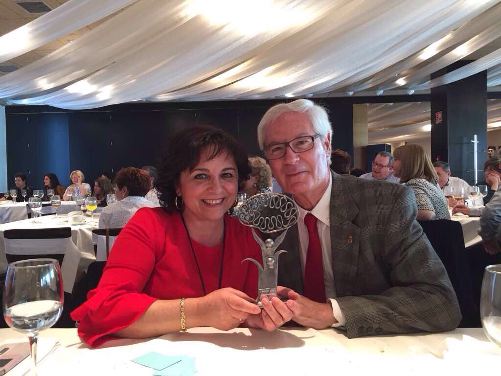 AEMAIII premia al Ayuntamiento de Águilas por su compromiso con los enfermos de esclerosis múltiple y ELA