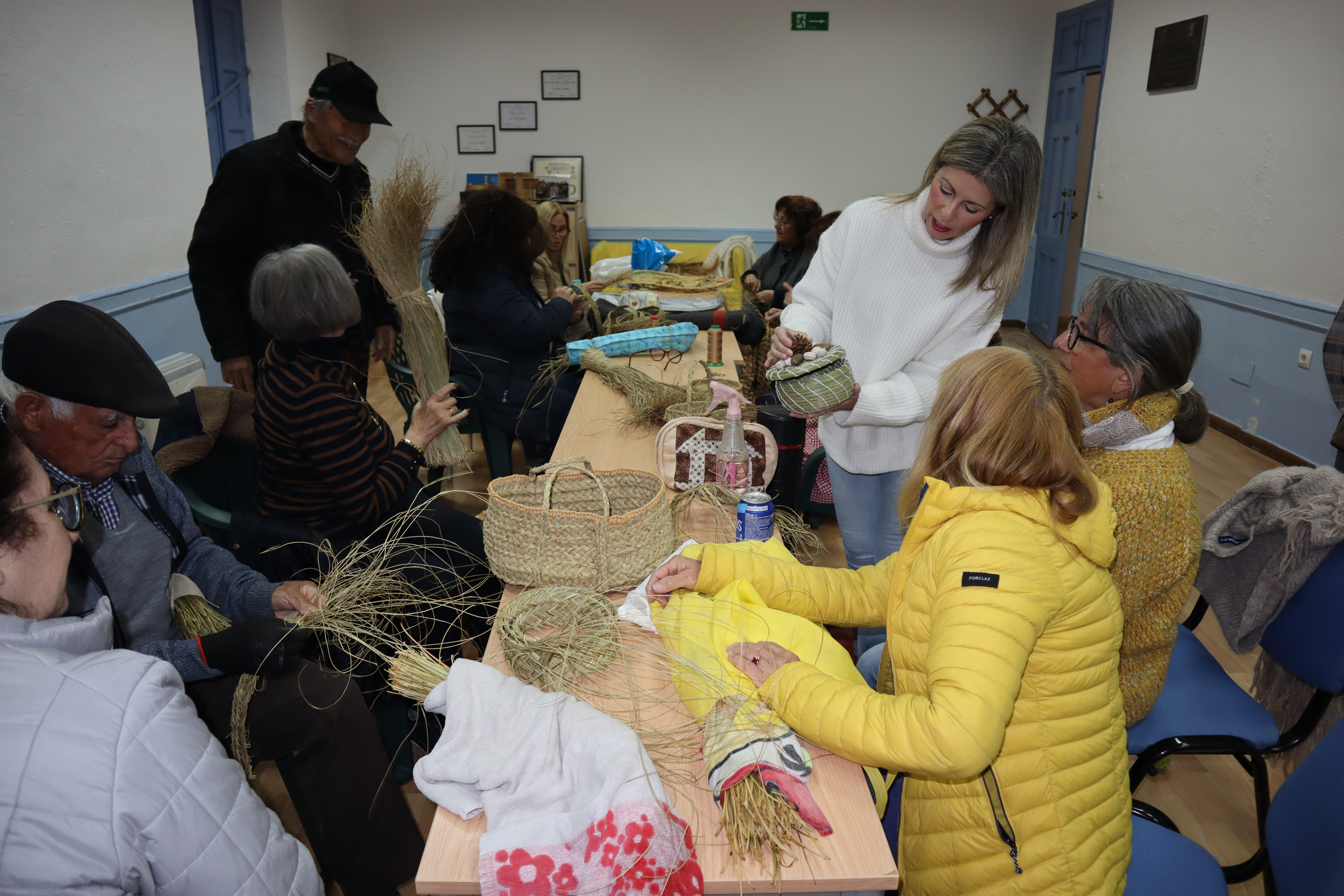 Cursos gratuitos de esparto en el Huerto Don Jorge