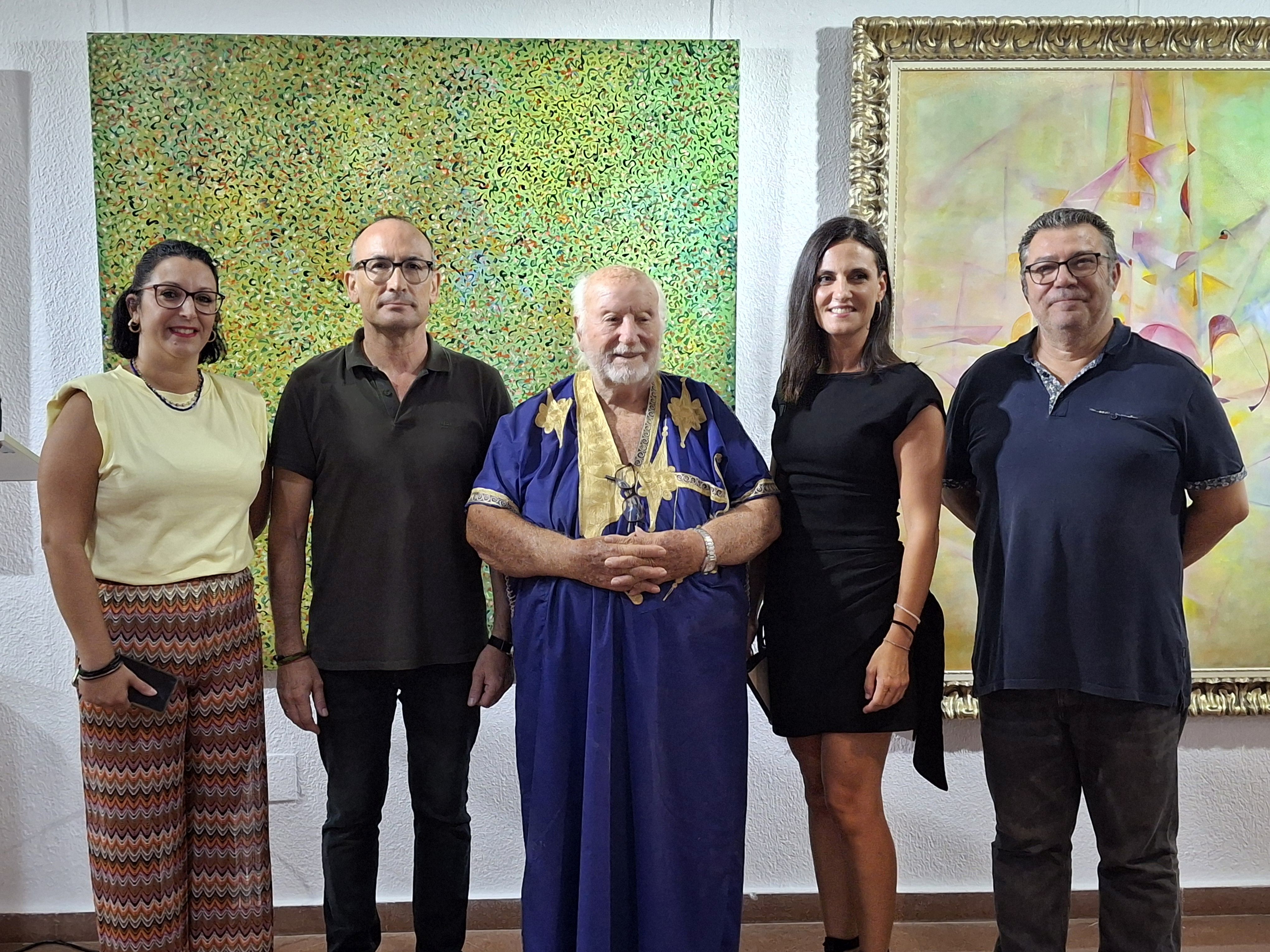 Coronado rinde tributo a la familia en su última exposición