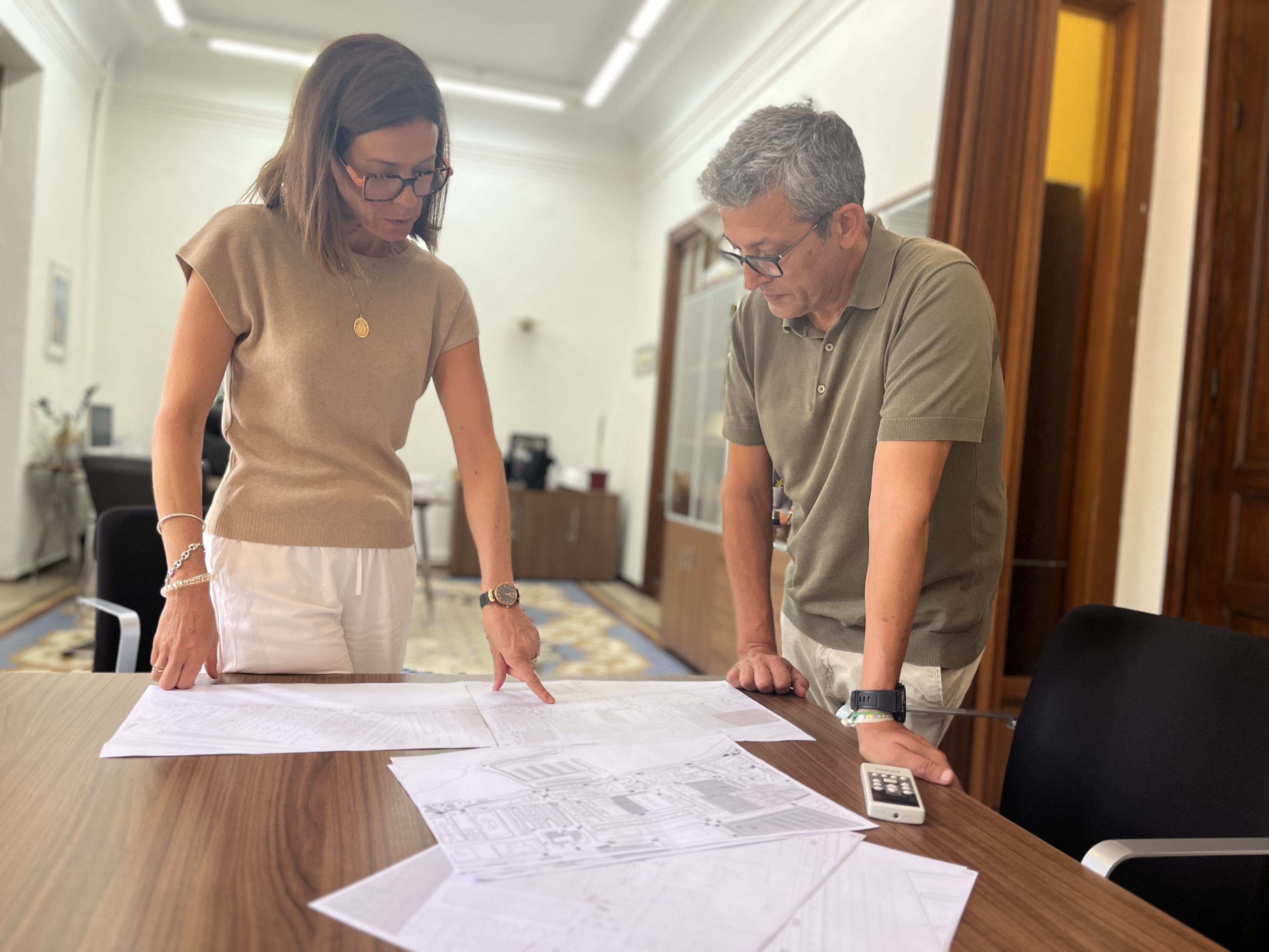 Comienzan los estudios de una nueva ordenación del tráfico en la calle Aire