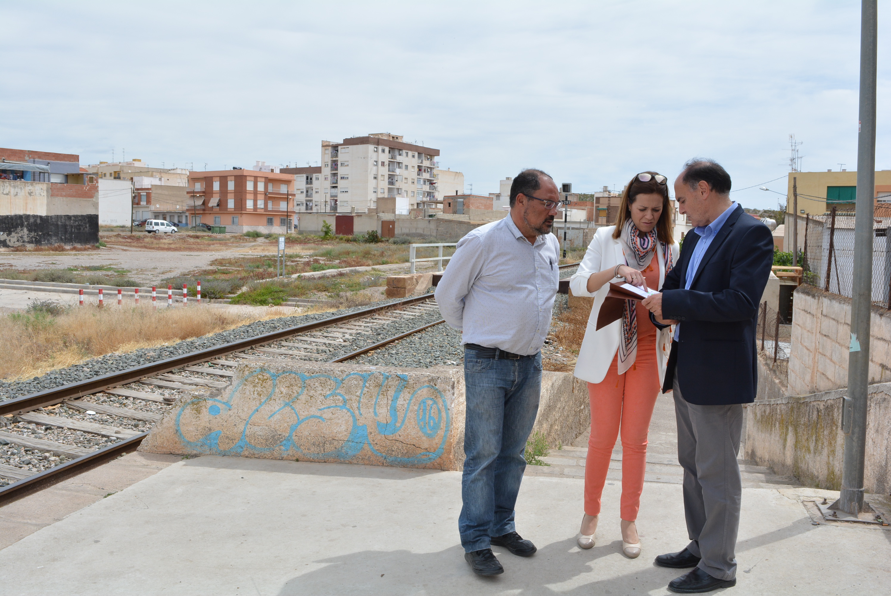 Los trabajos de limpieza y cerramiento de los márgenes de la línea férrea darán comienzo el próximo mes