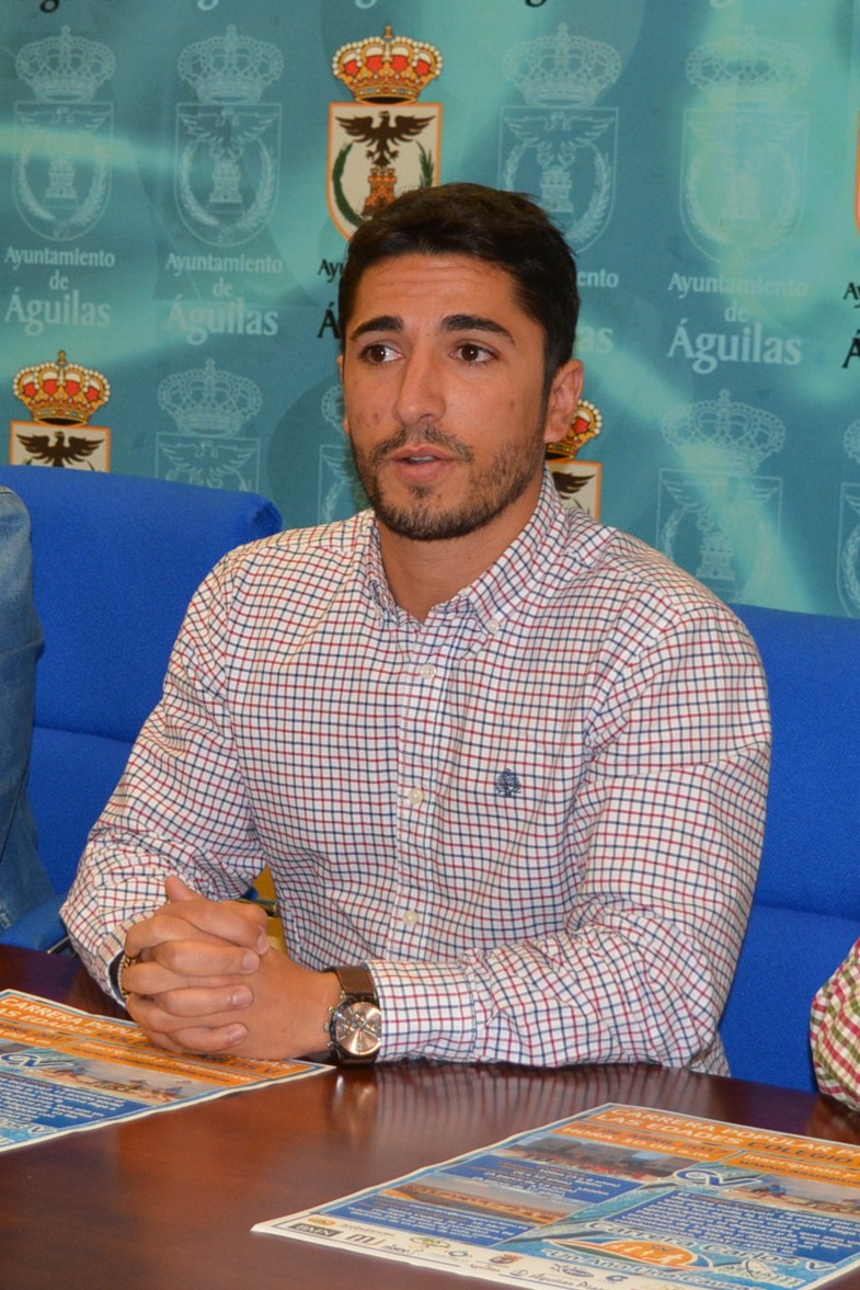 Un total de 80 alumnos de Secundaria y Bachillerato su suman a la I Liga Intercentros de Pádel