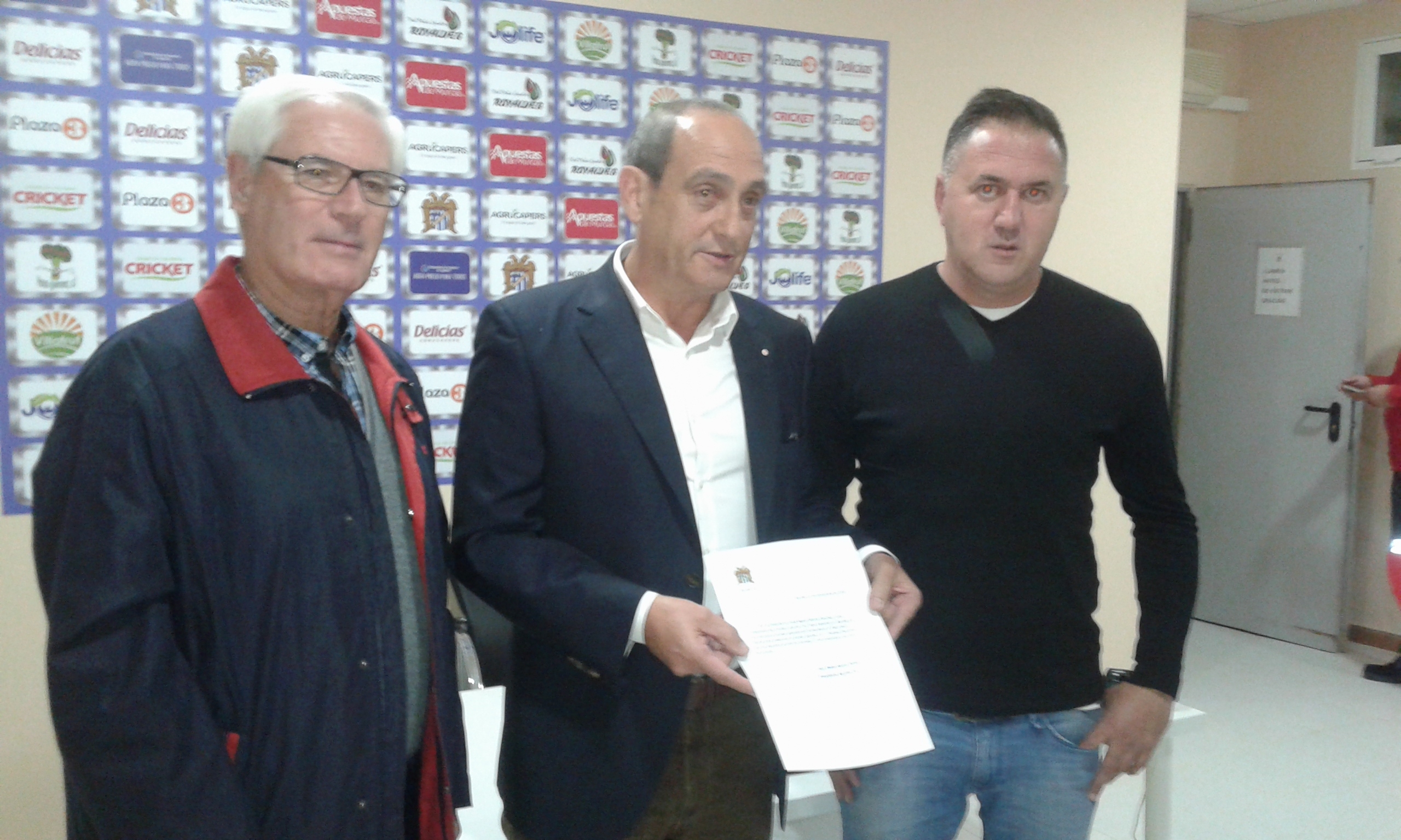 El Águilas FC invita a las asociaciones aguileñas al palco de El Rubial