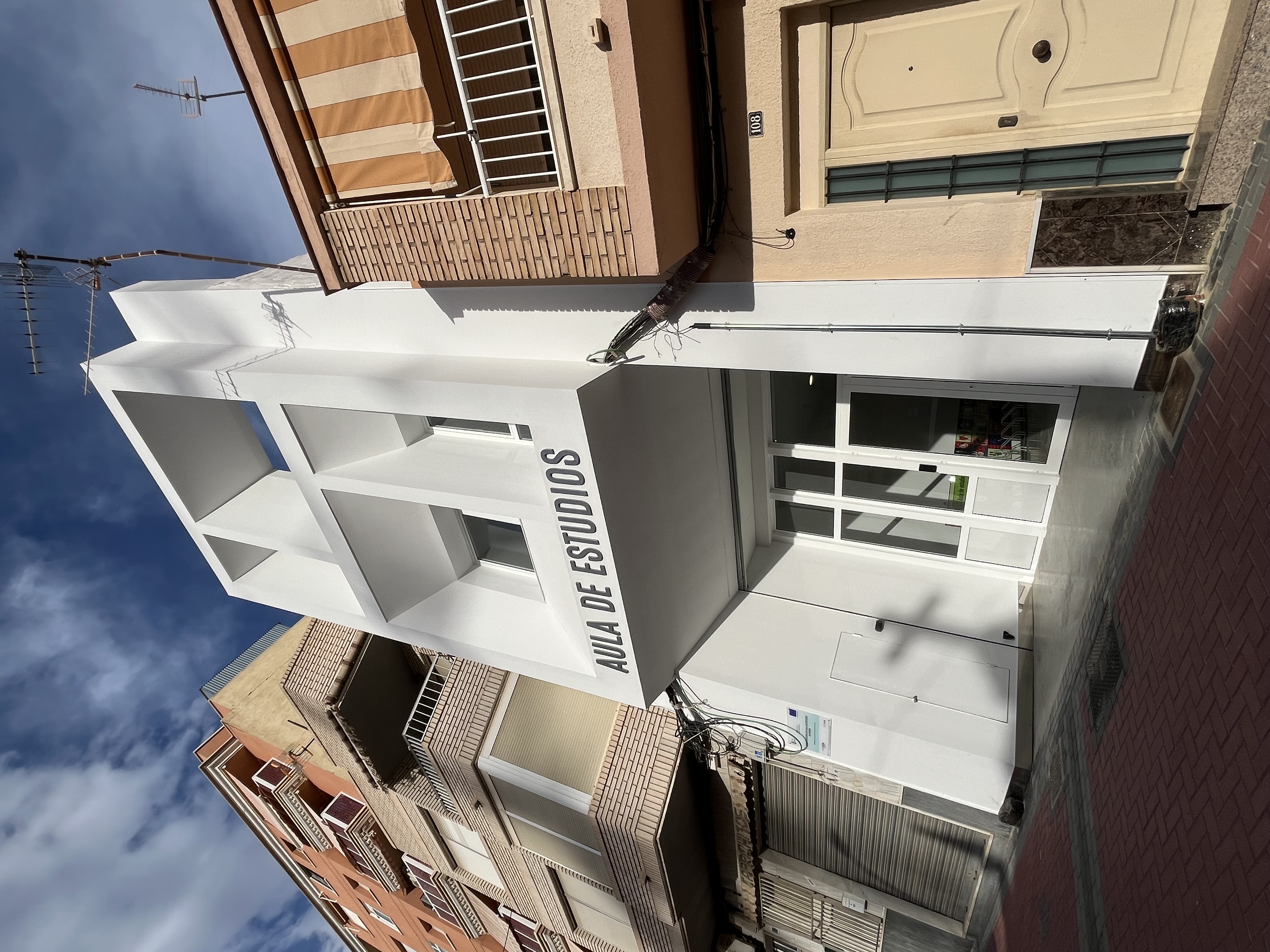 Para acceder a la nueva Aula de Estudio los usuarios deben darse de alta en la biblioteca municipal