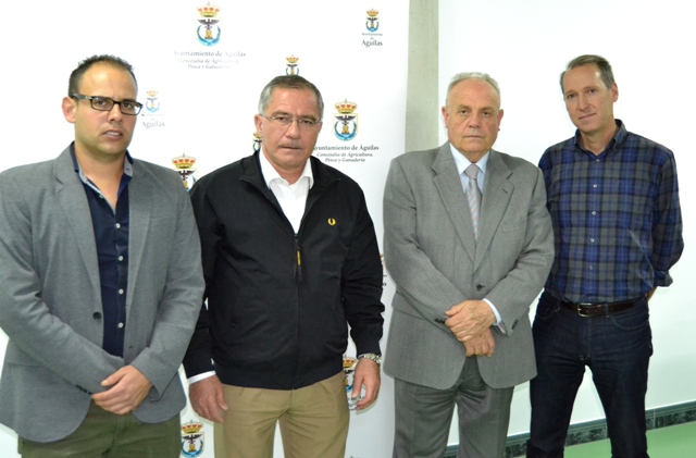 El director general de Industria Agroalimentaria y Capacitación Agraria visita Águilas