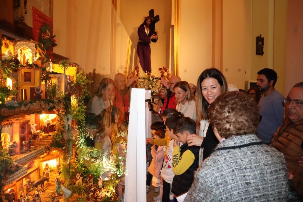 El Belén del Paso Rojo ya puede ser visitado en la iglesia de San José 