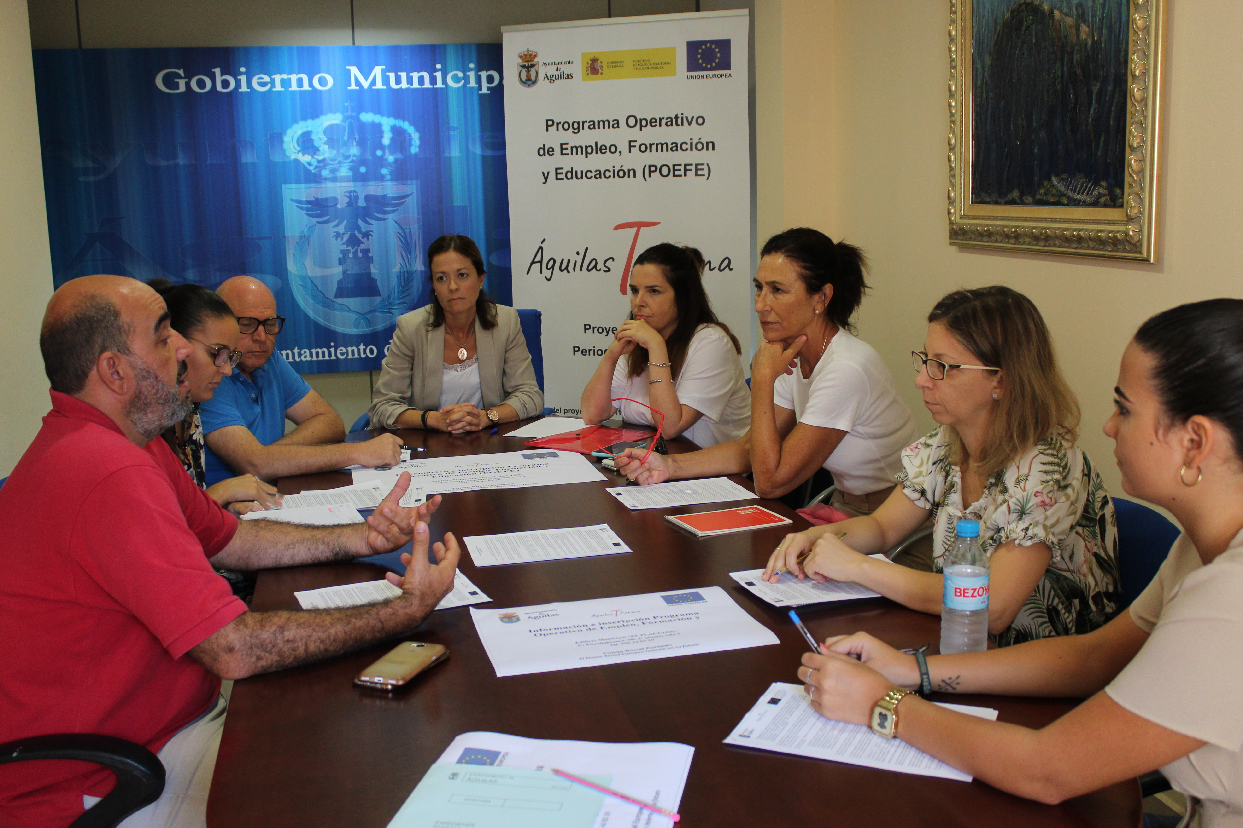 La alcaldesa mantiene una reunión de trabajo con Cáritas para abordar aspectos relacionados con el Programa Operativo de Empleo, Formación y Educación