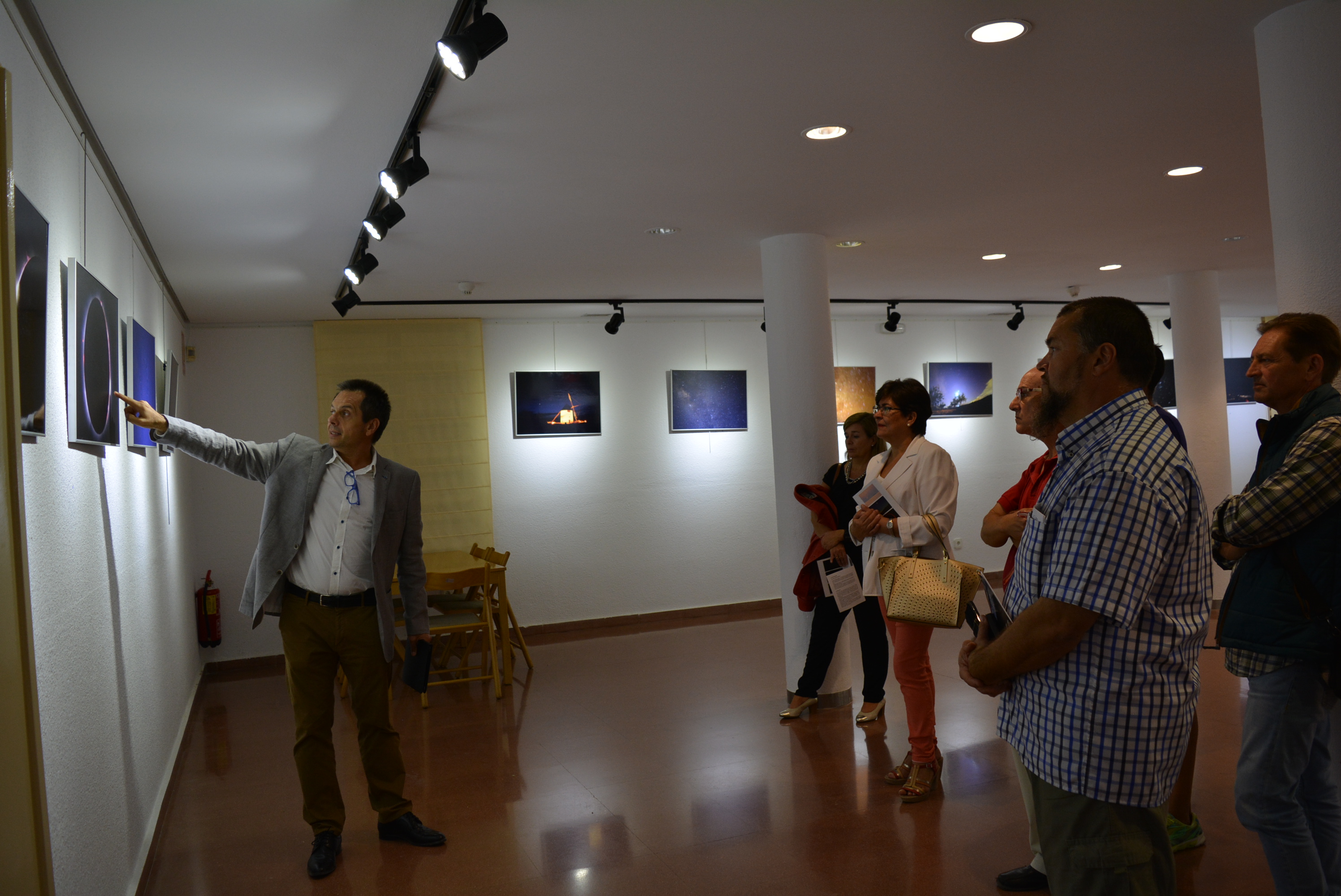 Juan Pedro Gómez captura “El cielo en papel”