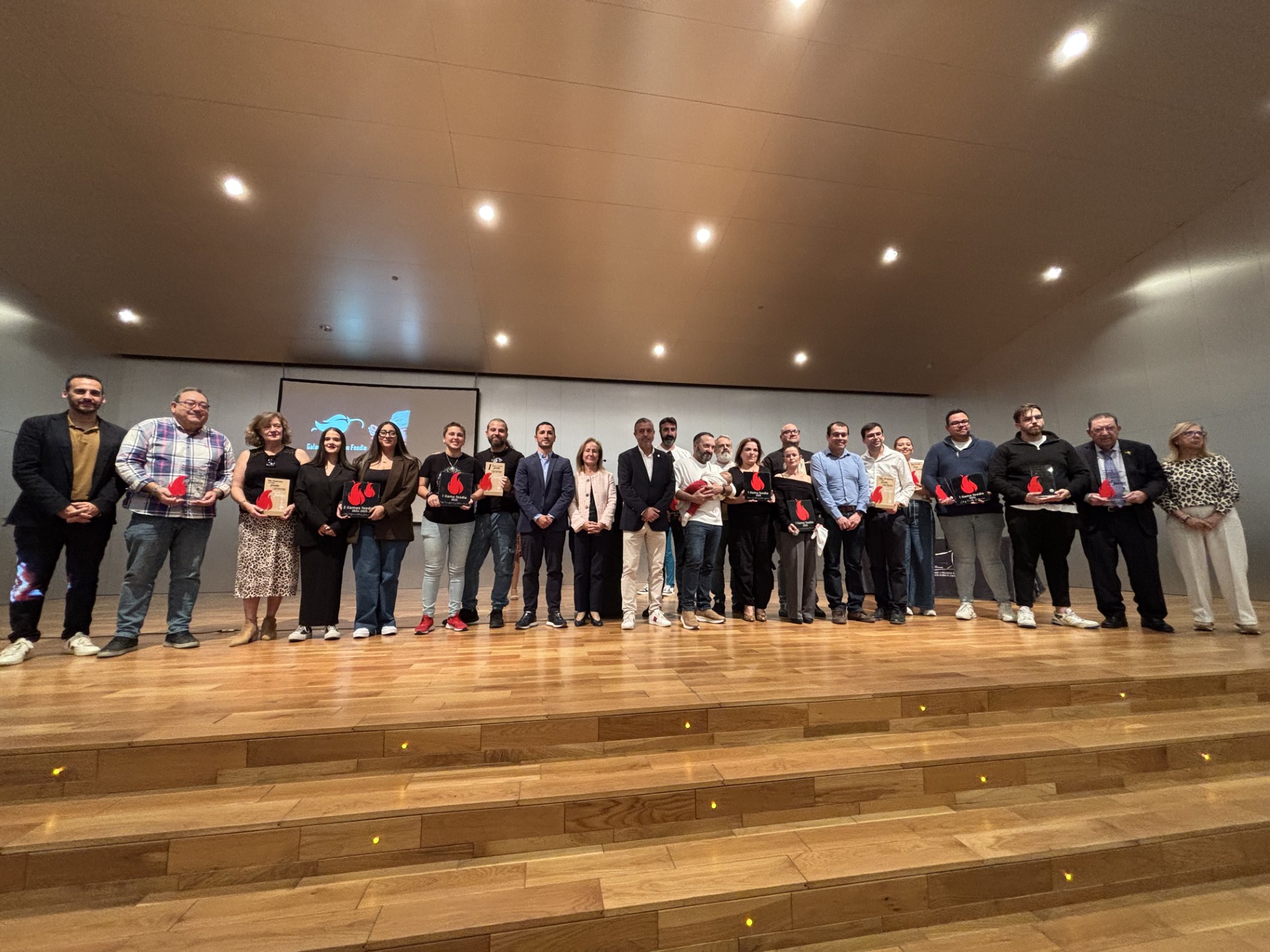 Águilas celebra la gran Gala de los Premios Tapa Foodie y Galardones Llama Foodie 2025 con una jornada dedicada al mar y la gastronomía murciana