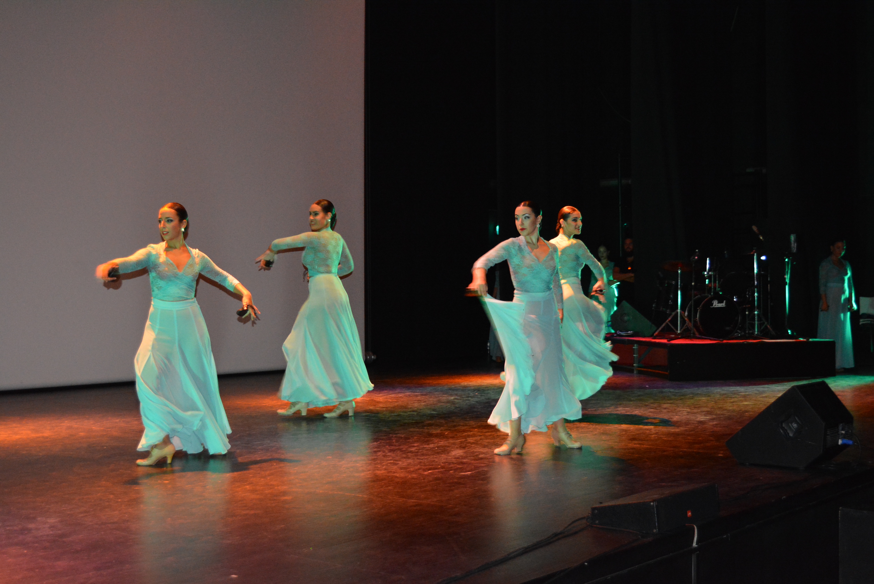 Águilas acogió “Arte y sentimiento”, una fusión de flamenco y exaltación de la Vera Cruz