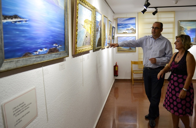 La artista María del Pilar Jiménez presenta la exposición antológica “Del color a la textura orgánica”  