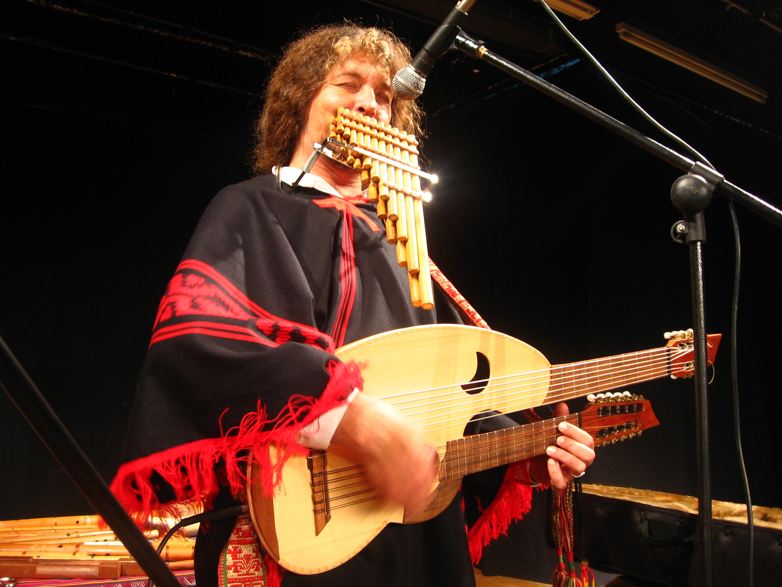 La Casa de la Cultura acoge el proyecto pedagógico El origen de los instrumentos
