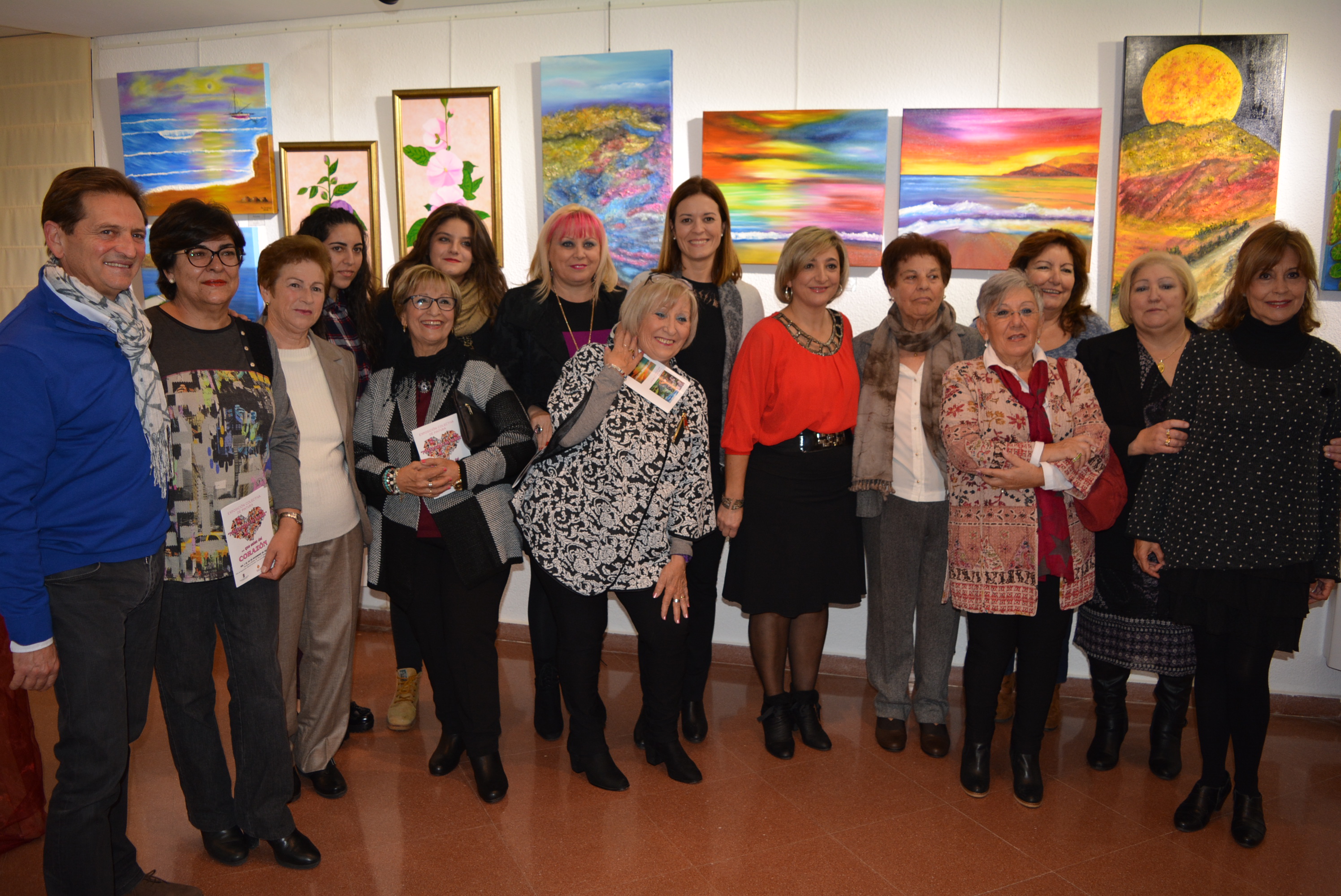 Doce artistas aguileñas participan en la muestra colectiva Pinceladas de Mujer
